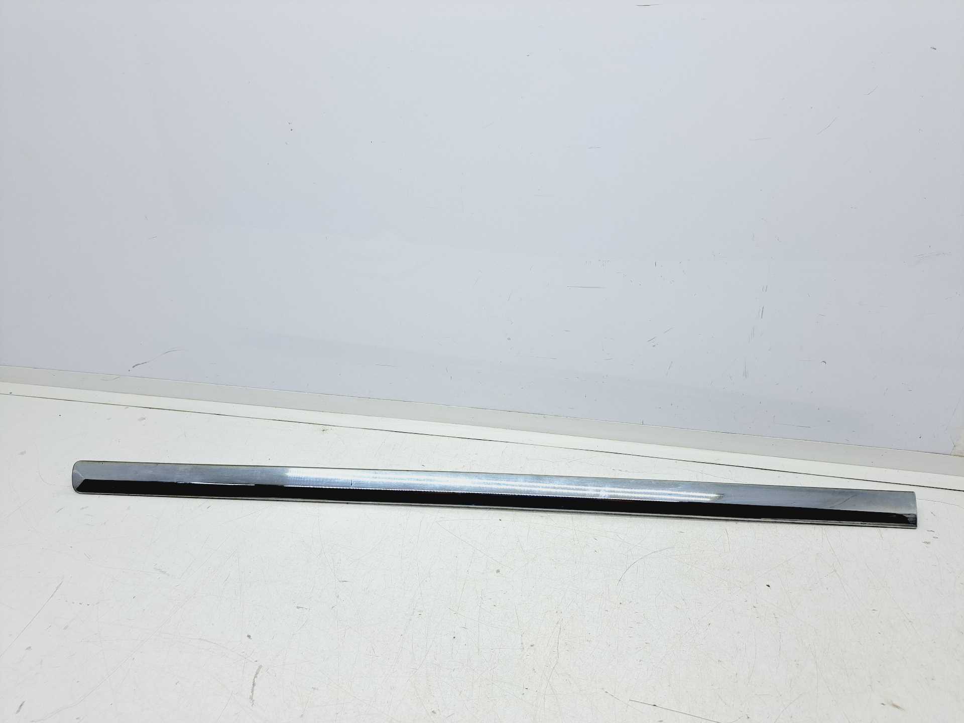 Recambio de moldura para citroën c5 berlina business referencia OEM IAM 9681804580  