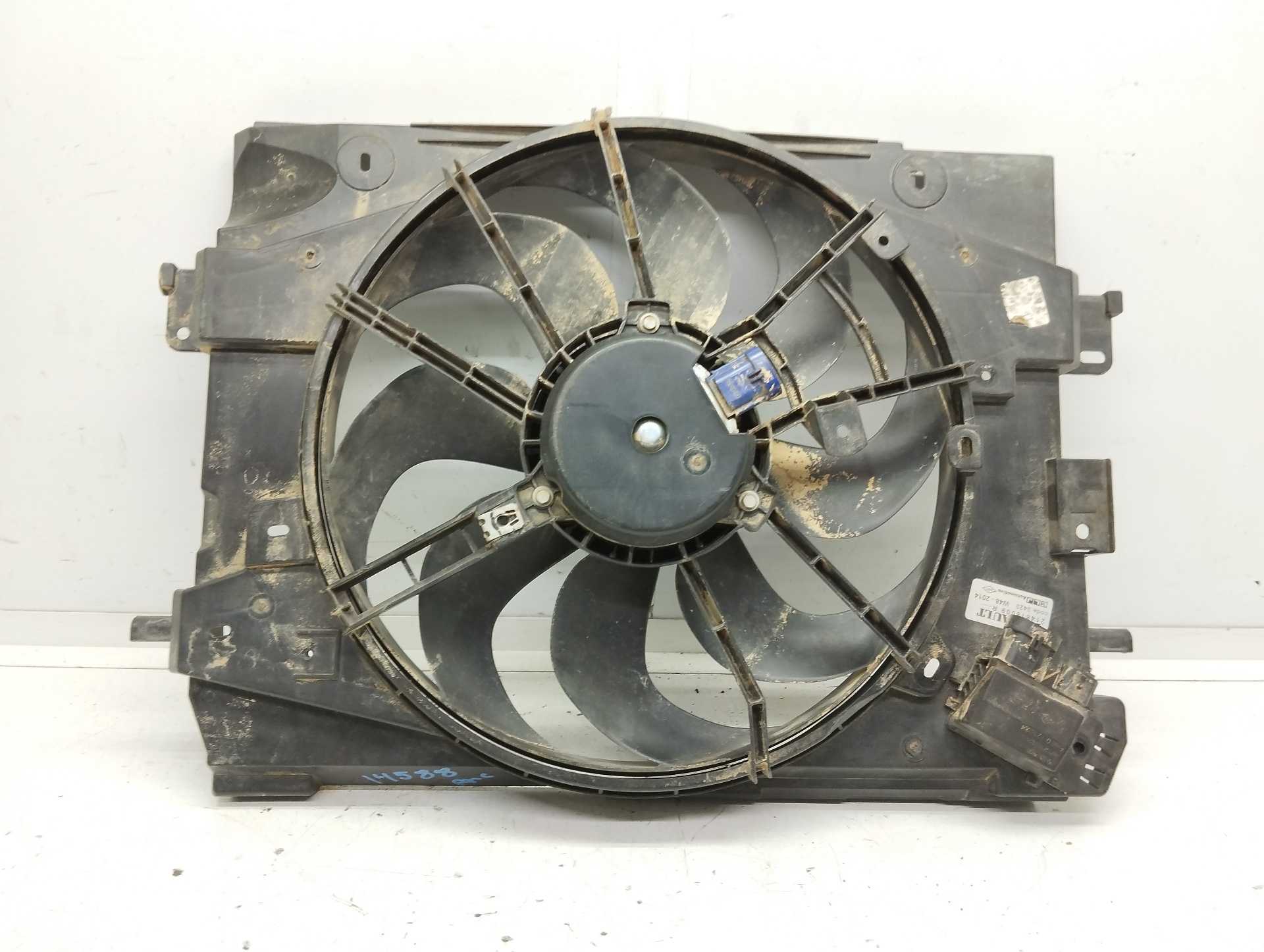 Recambio de electroventilador para renault captur dynamique referencia OEM IAM 214818009R  