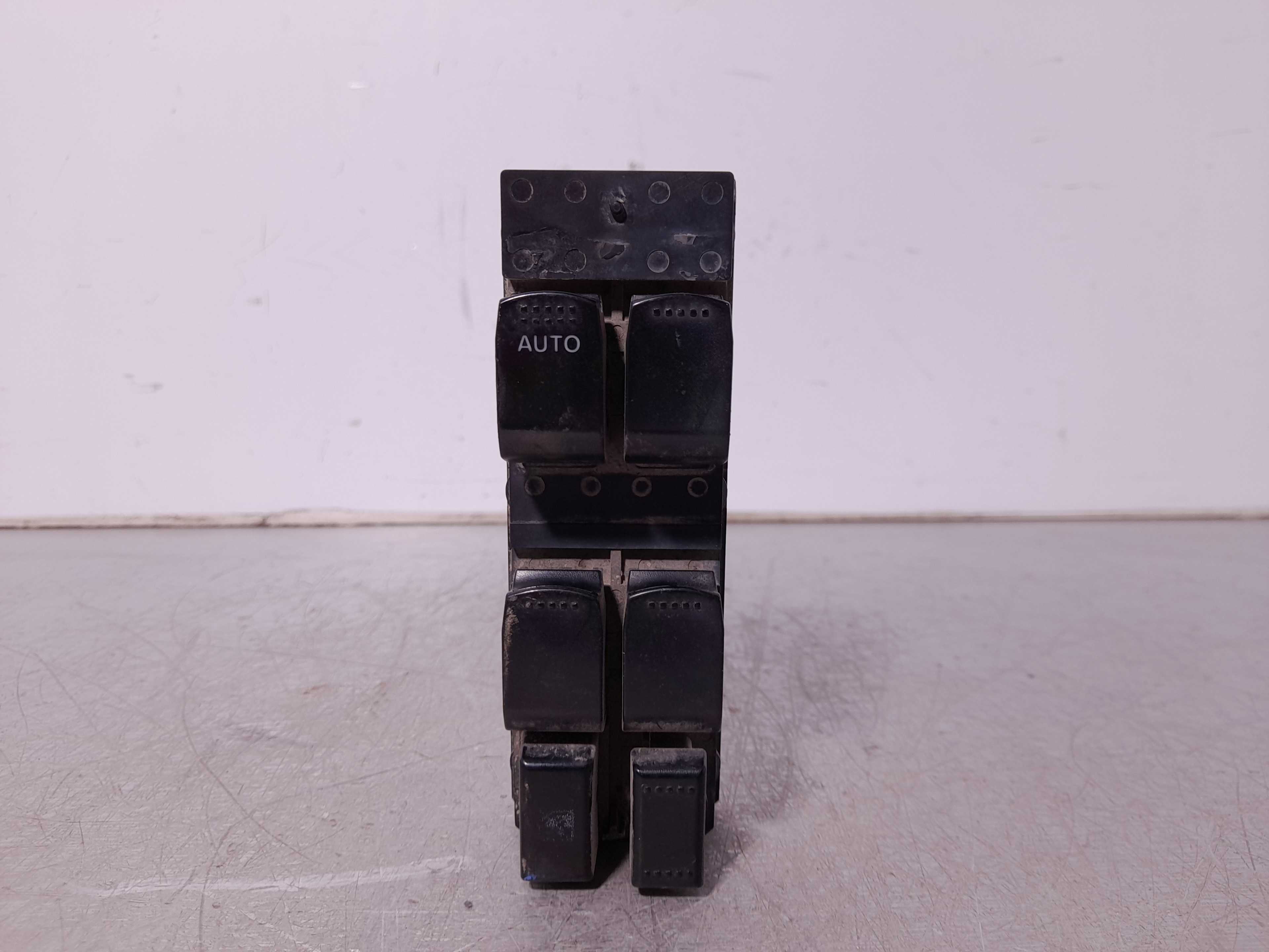Recambio de mando elevalunas delantero izquierdo para suzuki grand vitara jb (jt) 1.9 ddis turbodiesel referencia OEM IAM   