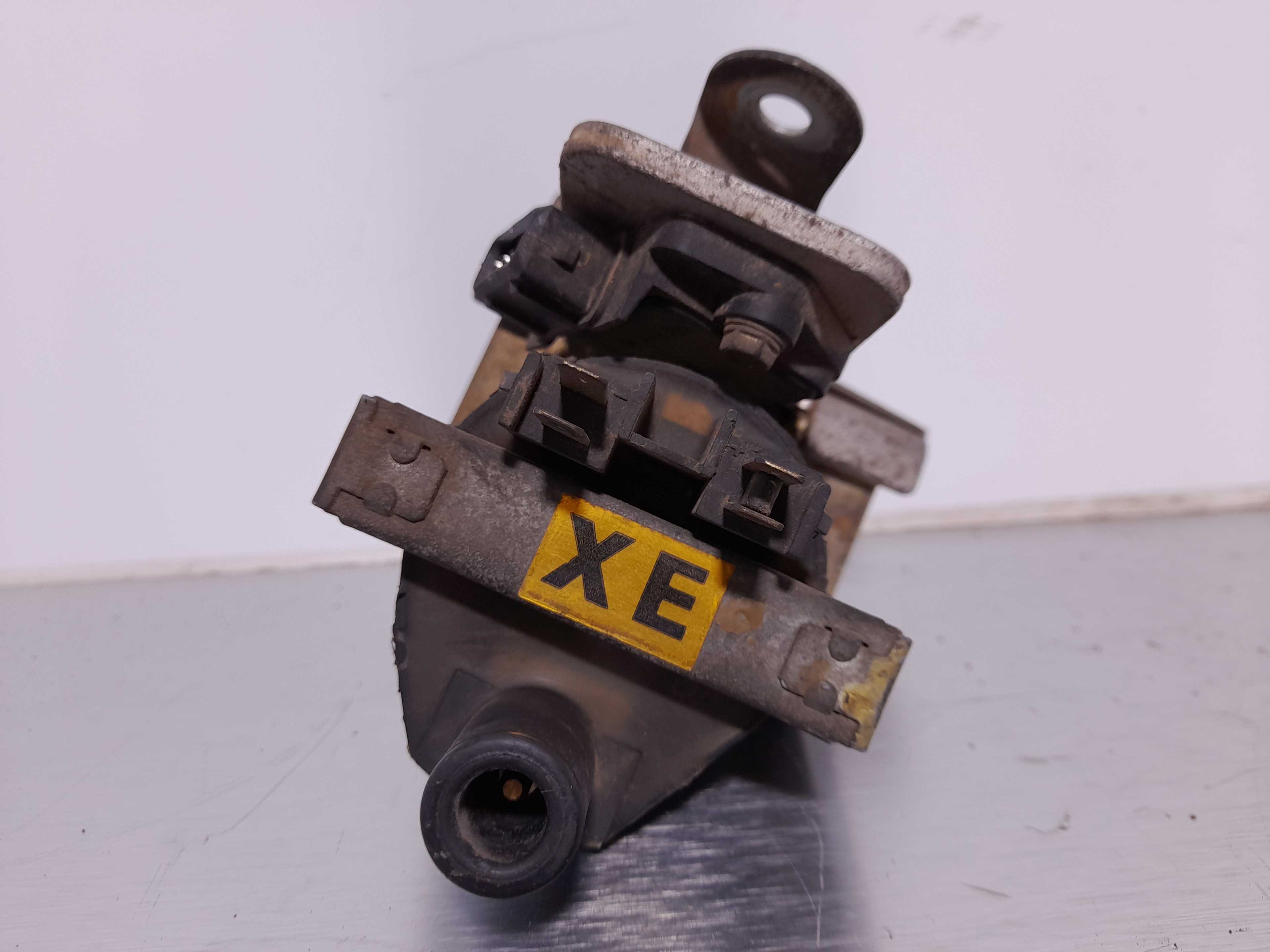 Recambio de bobina encendido para opel corsa b referencia OEM IAM 2526049A  
