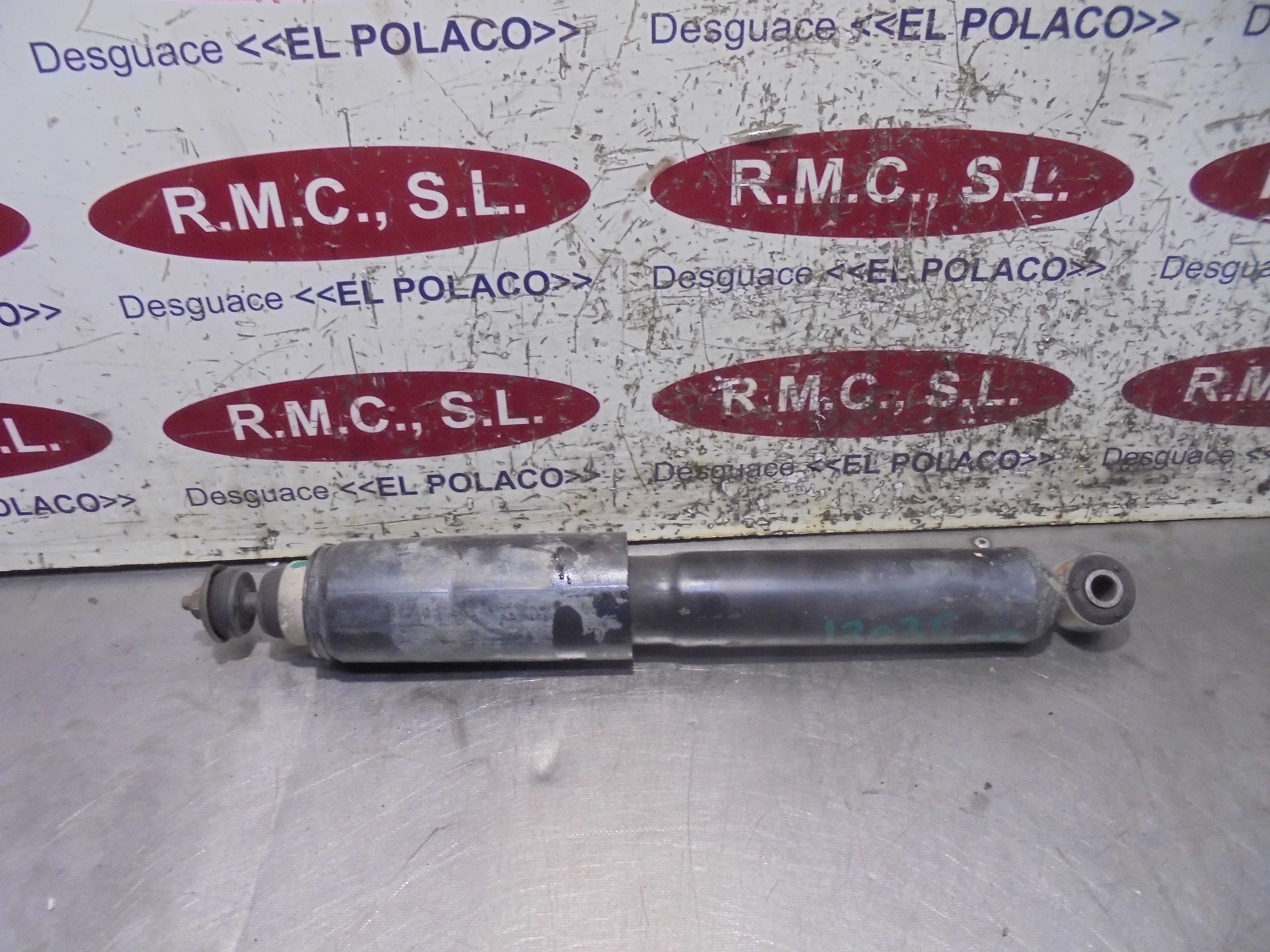 Recambio de amortiguador delantero derecho para nissan terrano/terrano.ii (r20) comfort referencia OEM IAM 561100X000  