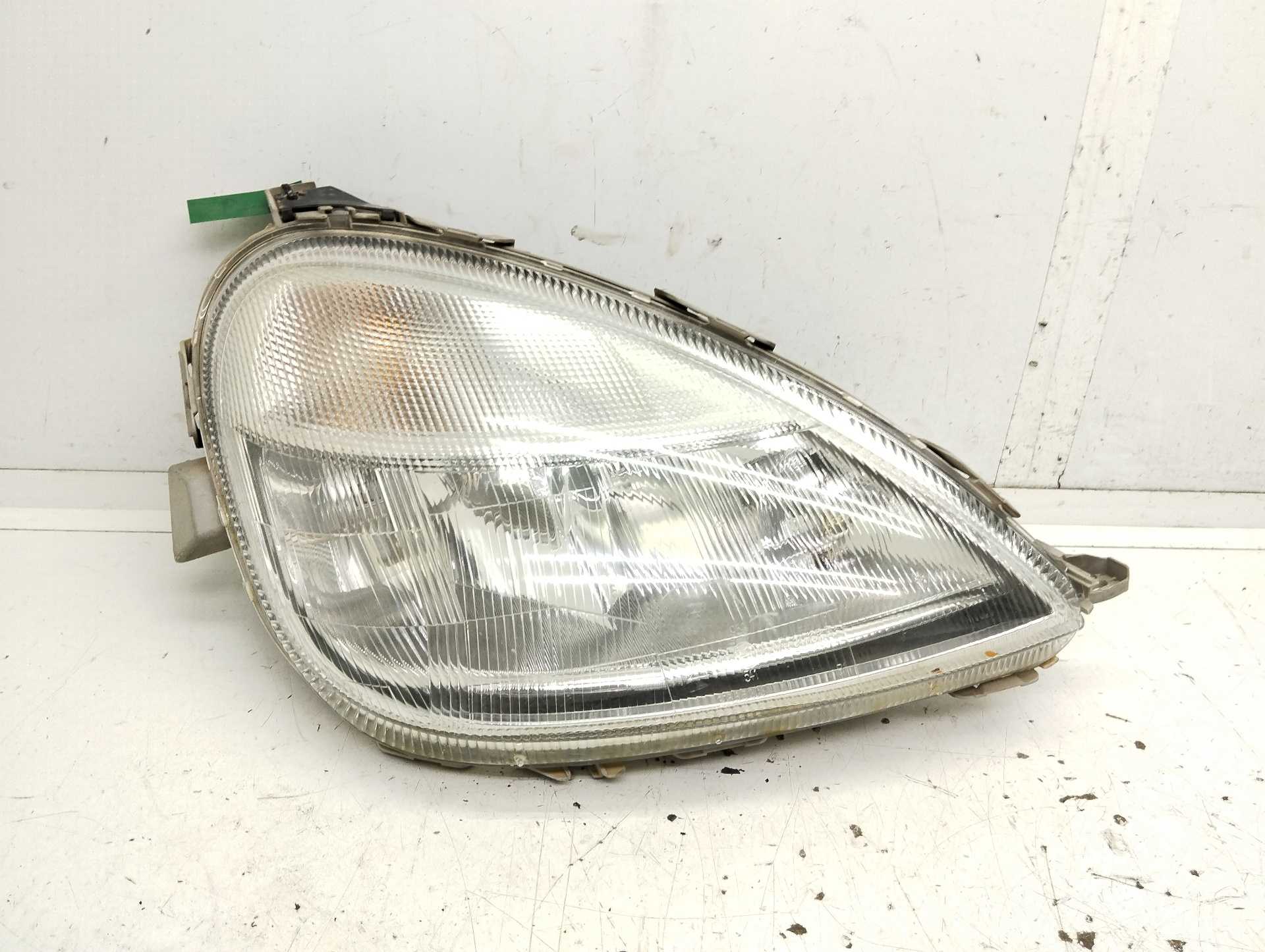 Recambio de faro derecho para mercedes-benz clase a (w168) 170 cdi (168.008) referencia OEM IAM A1688201061 0301152212 