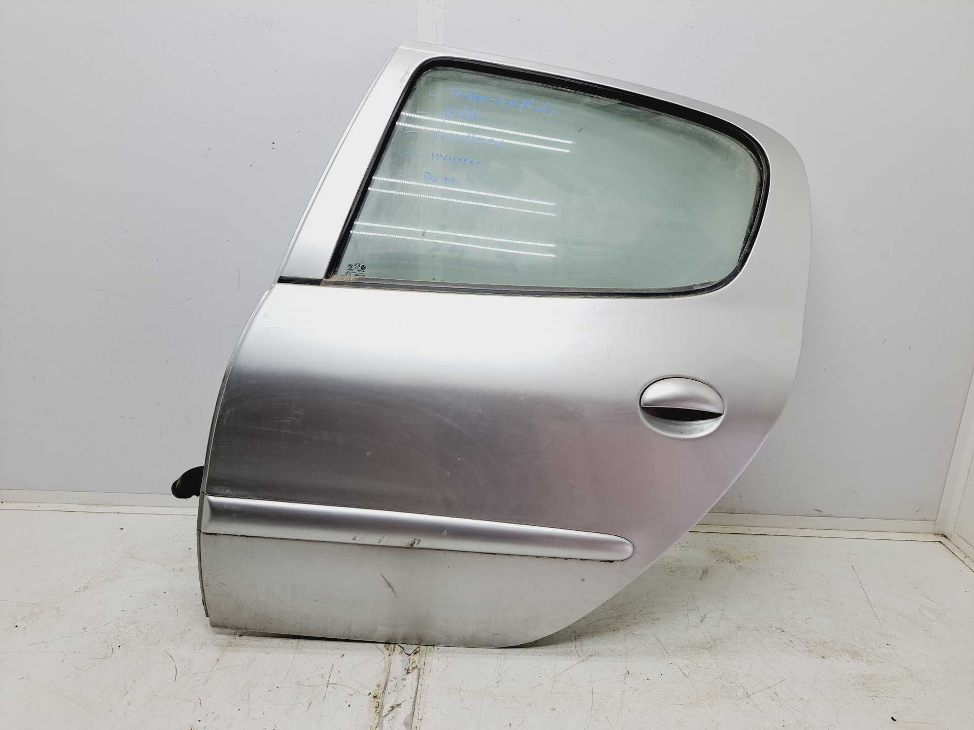 Recambio de puerta trasera izquierda para peugeot 206+ 1.4 hdi referencia OEM IAM   