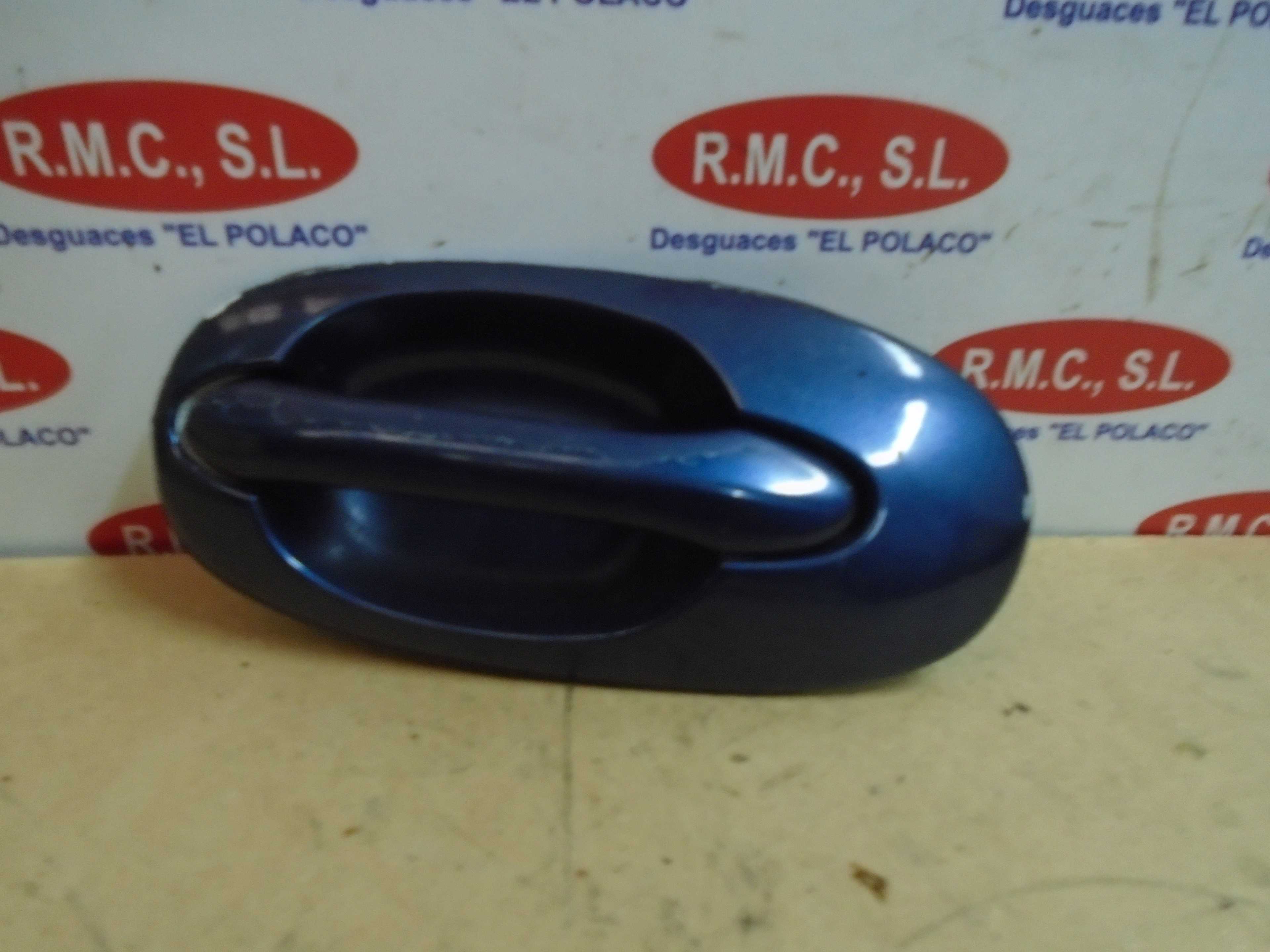 Recambio de maneta exterior pl izquierda para kia carnival ii 2.9 cdri ex referencia OEM IAM   