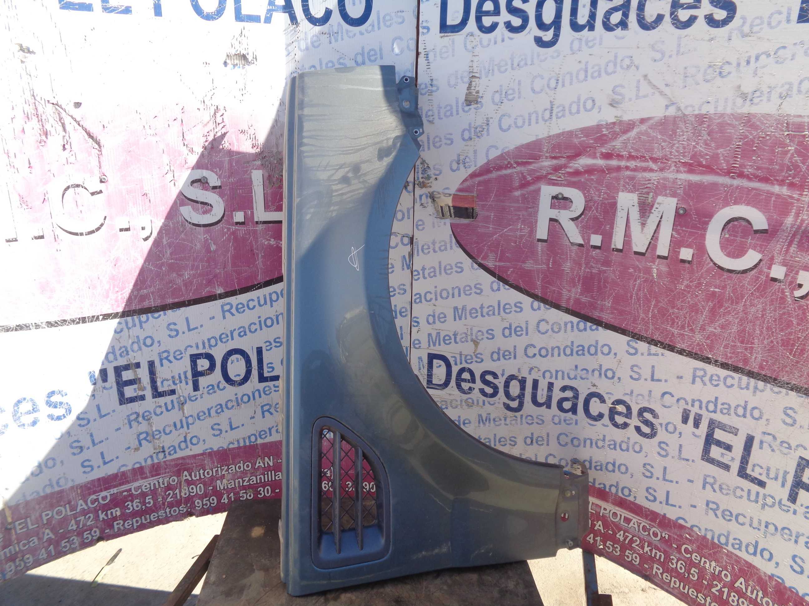 Recambio de aleta delantera derecha para land rover range rover sport v6 td hse referencia OEM IAM   