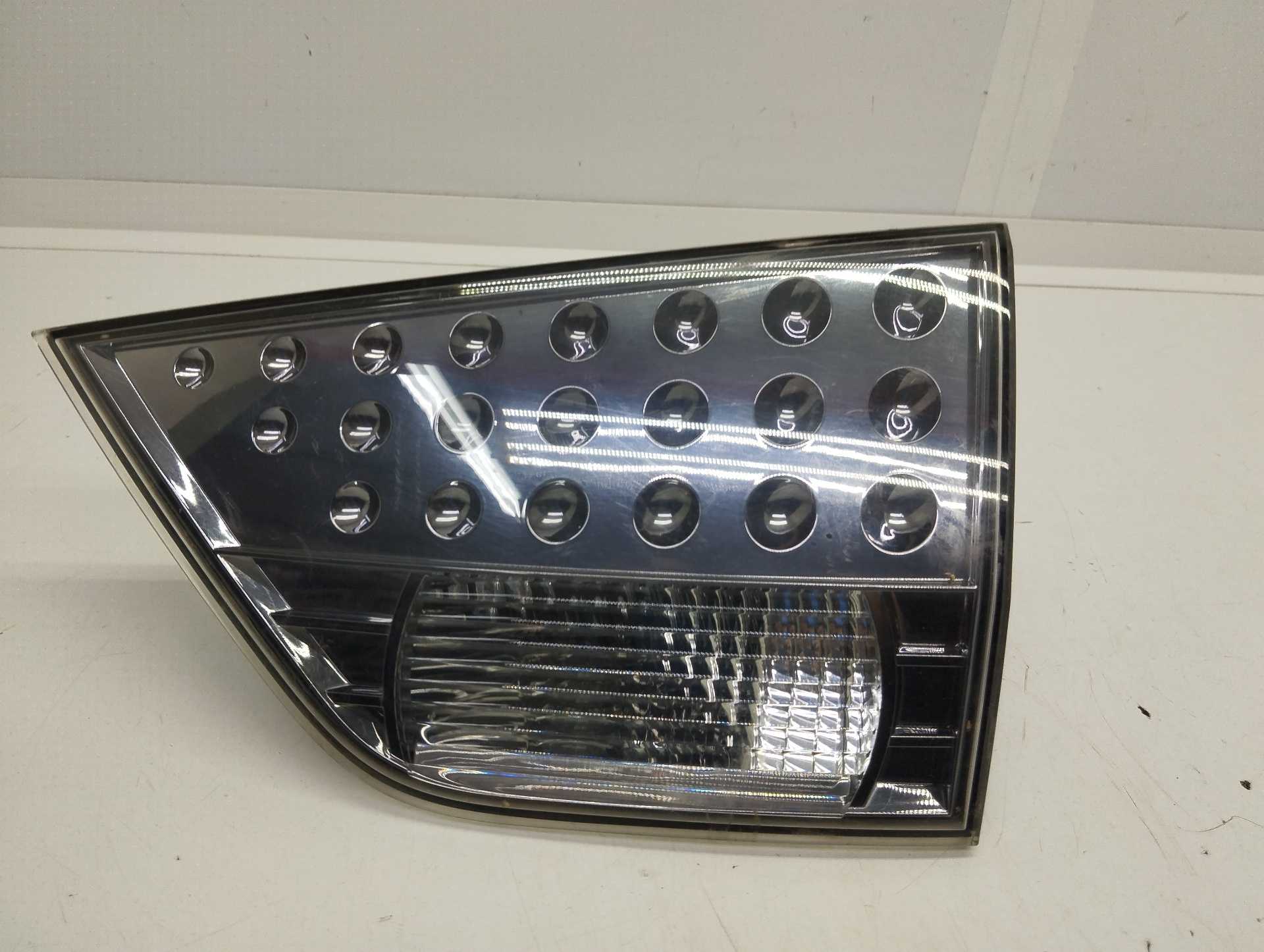 Recambio de piloto porton trasero derecho para mitsubishi outlander (cw0) 2.0 di-d intense referencia OEM IAM   