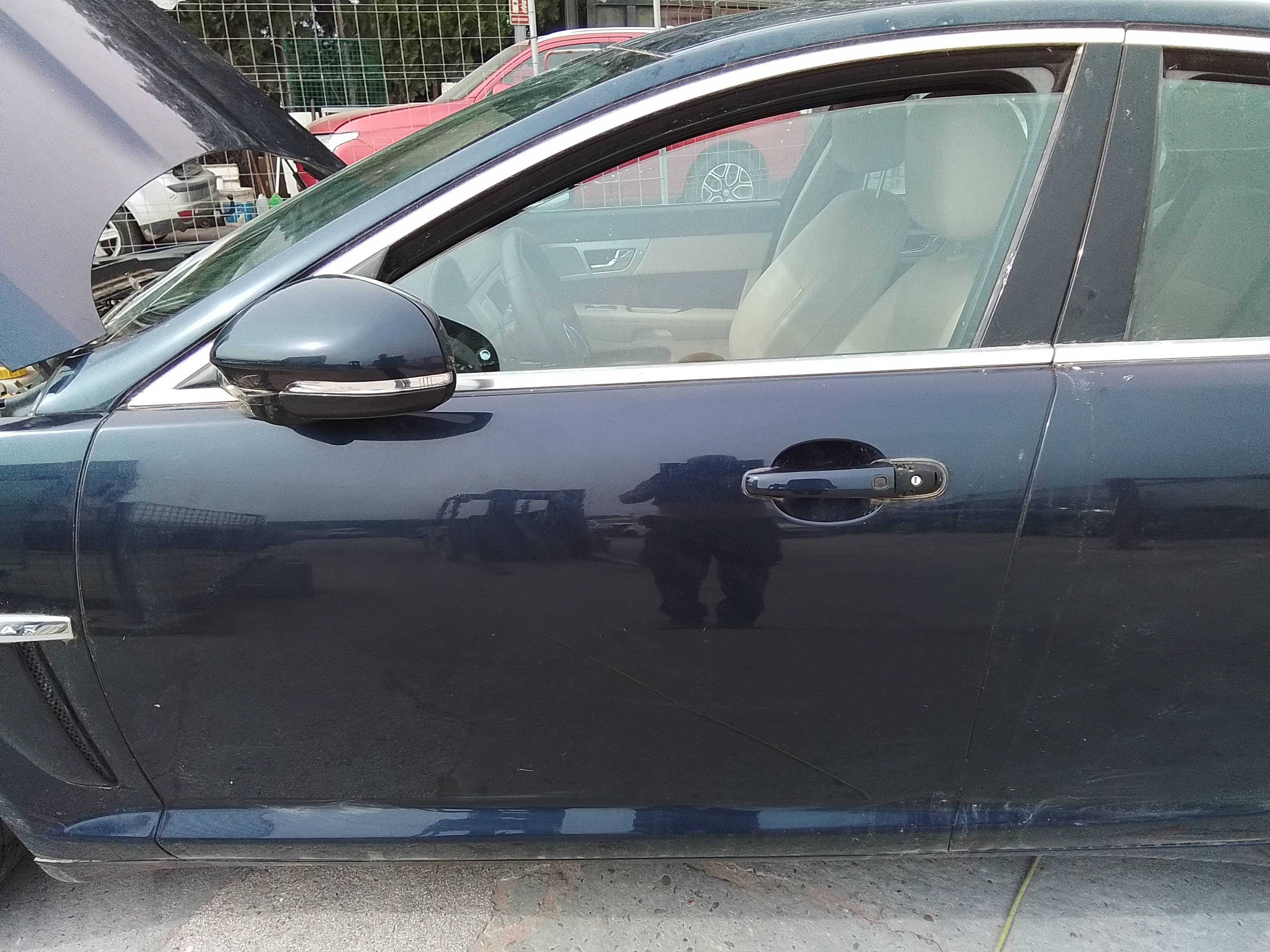 Recambio de puerta delantera izquierda para jaguar xf sportbrake 2.2 diesel referencia OEM IAM   