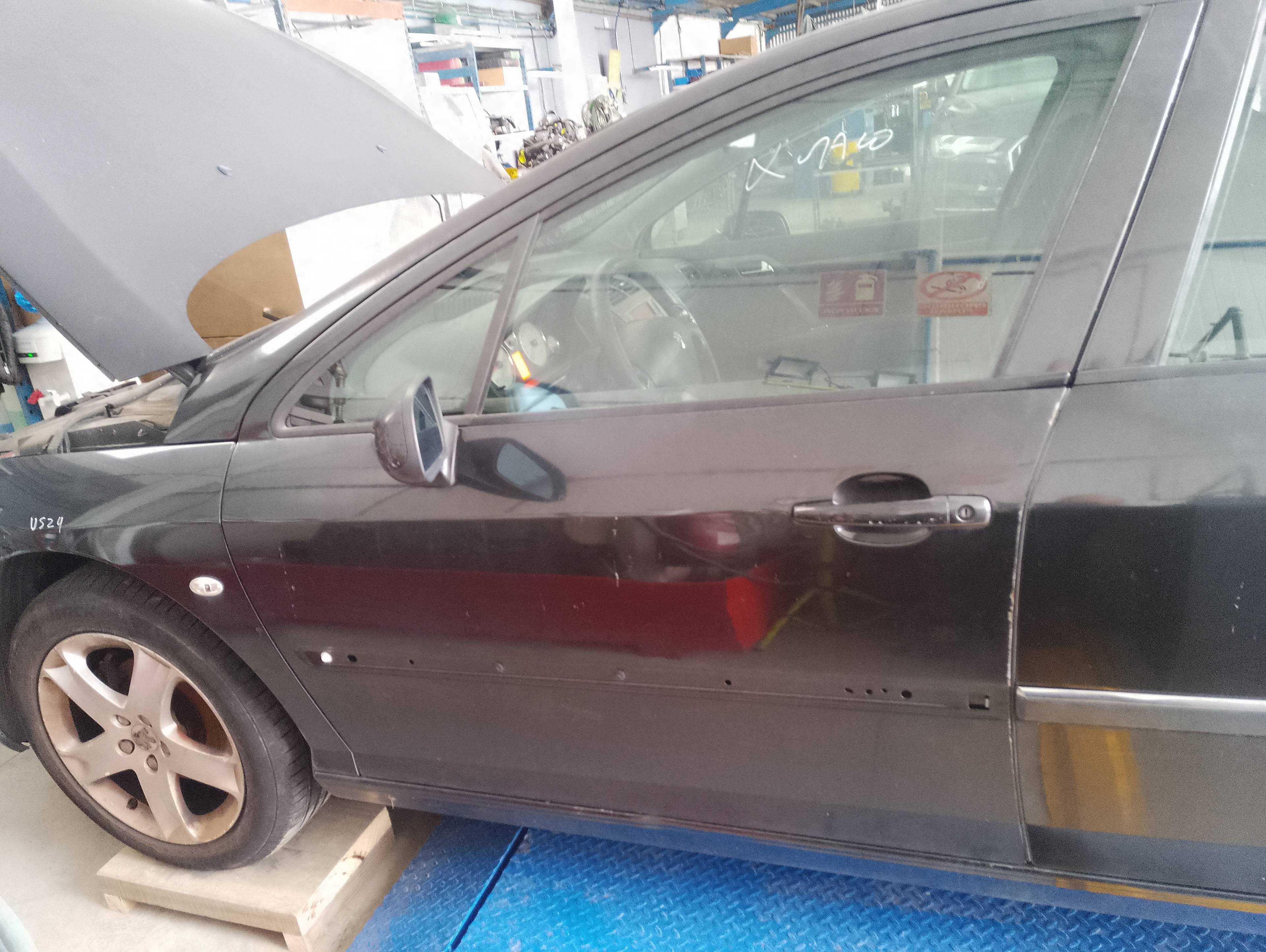 Recambio de puerta delantera izquierda para peugeot 407 st confort referencia OEM IAM   