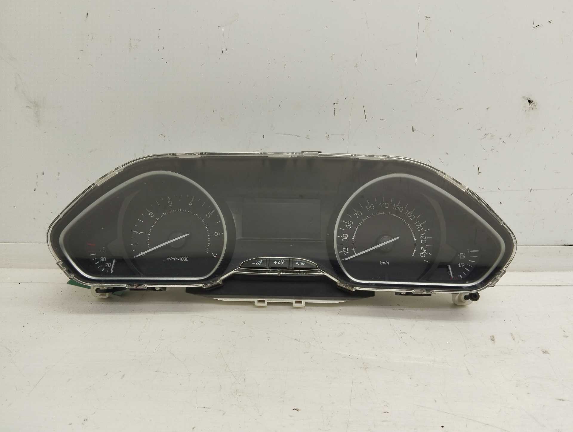 Recambio de cuadro instrumentos para peugeot 208 style referencia OEM IAM 9813848780  