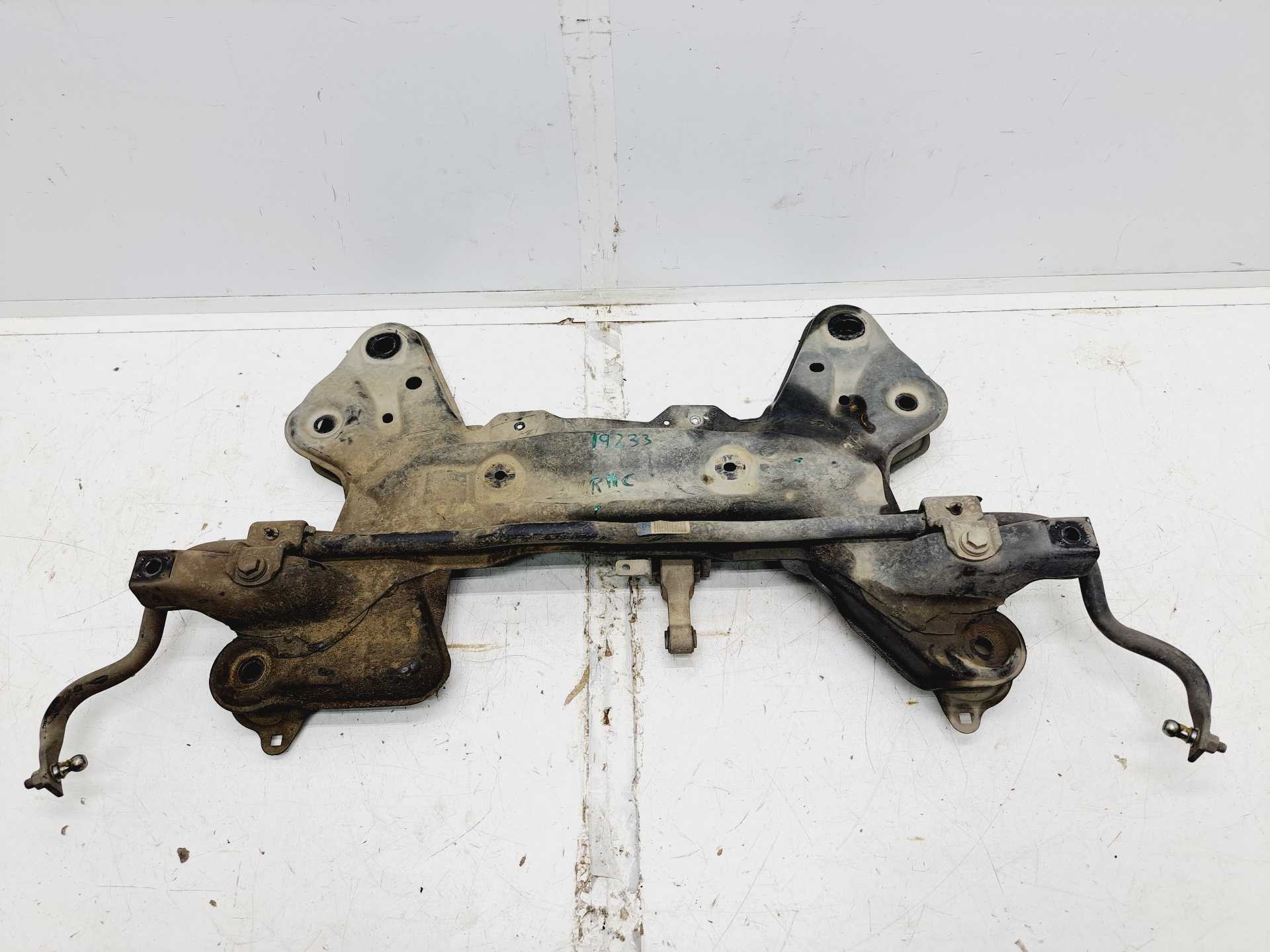 Recambio de cuna motor para peugeot 208 style referencia OEM IAM  9804208180 