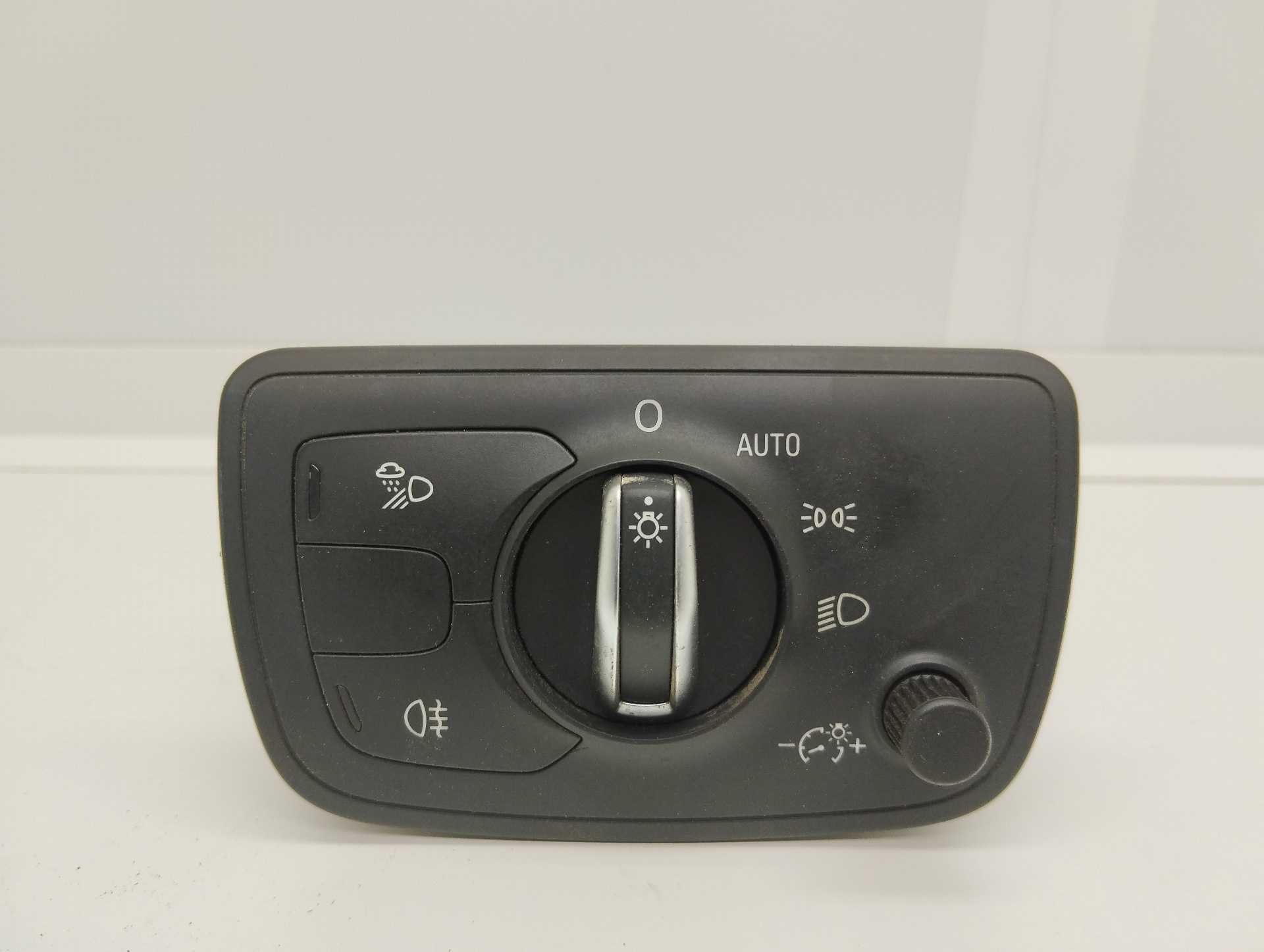 Recambio de mando luces para audi a6 avant (4g5) 3.0 tdi quattro referencia OEM IAM 4G0941531  