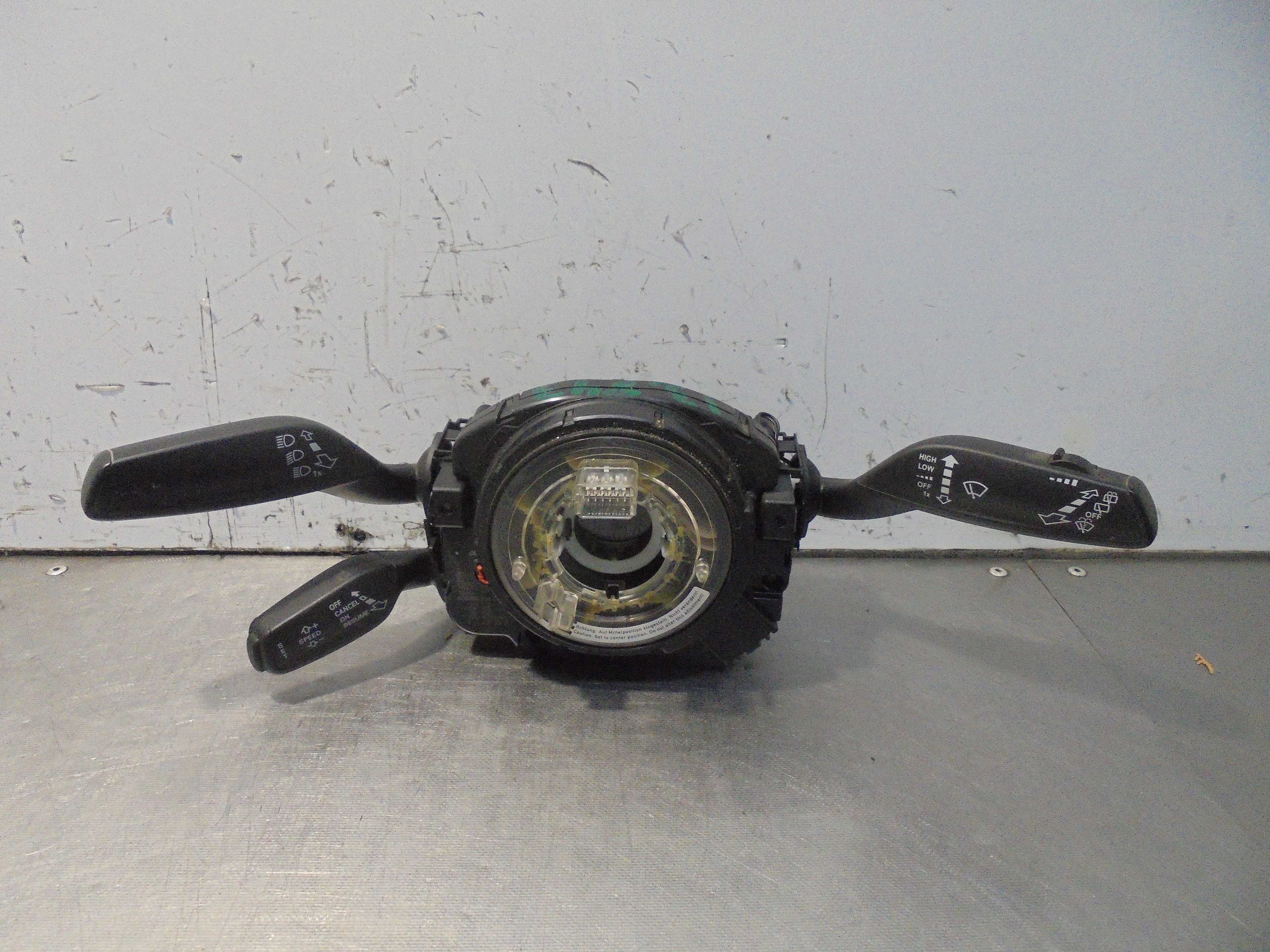 Recambio de mando luces/intermitencia (com2000) para audi a6 avant (4g5) 3.0 tdi quattro referencia OEM IAM 4G0953568  