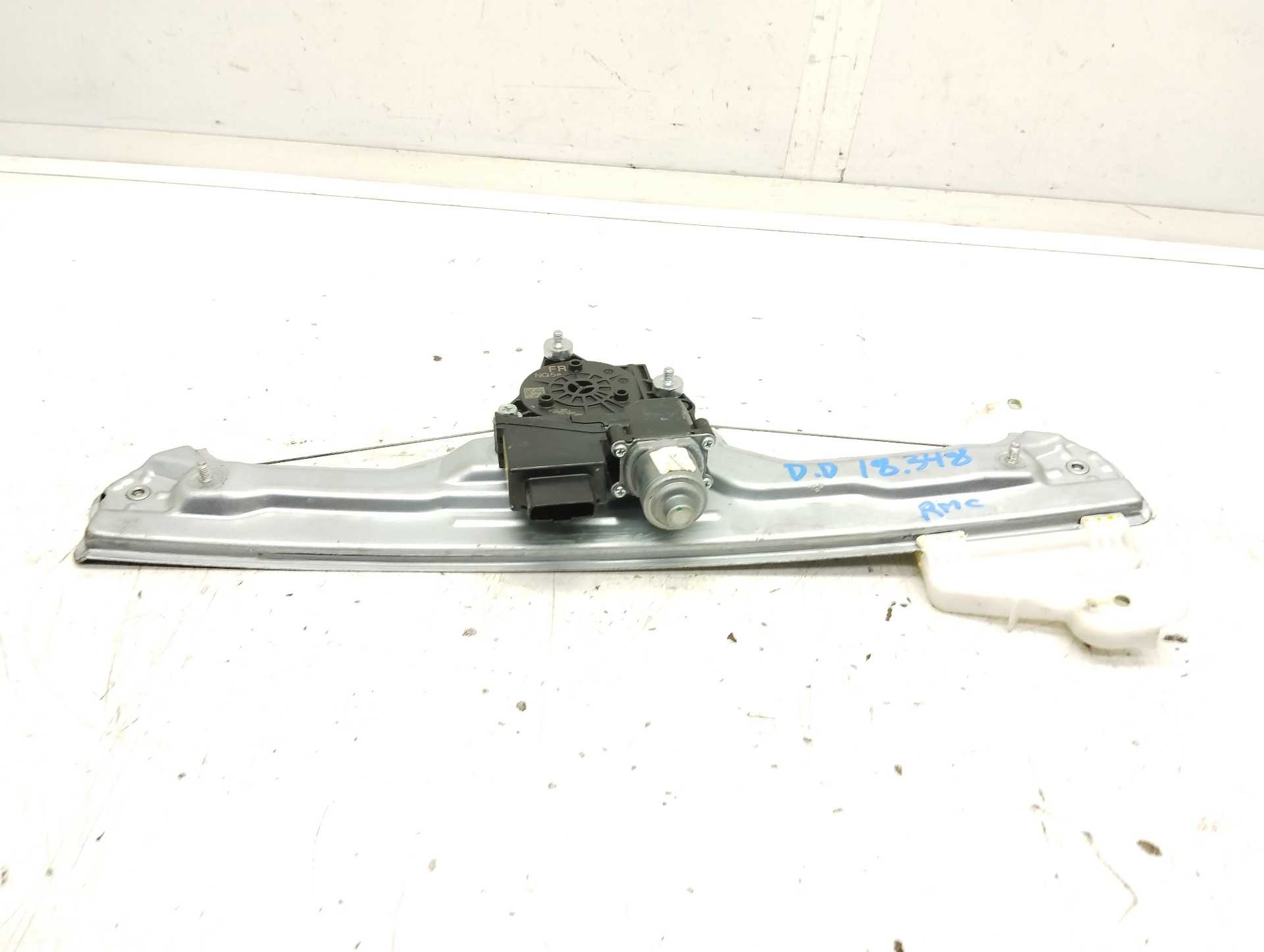 Recambio de elevalunas delantero derecho para toyota yaris (ksp9/scp9/nlp9) básico referencia OEM IAM 617034703  