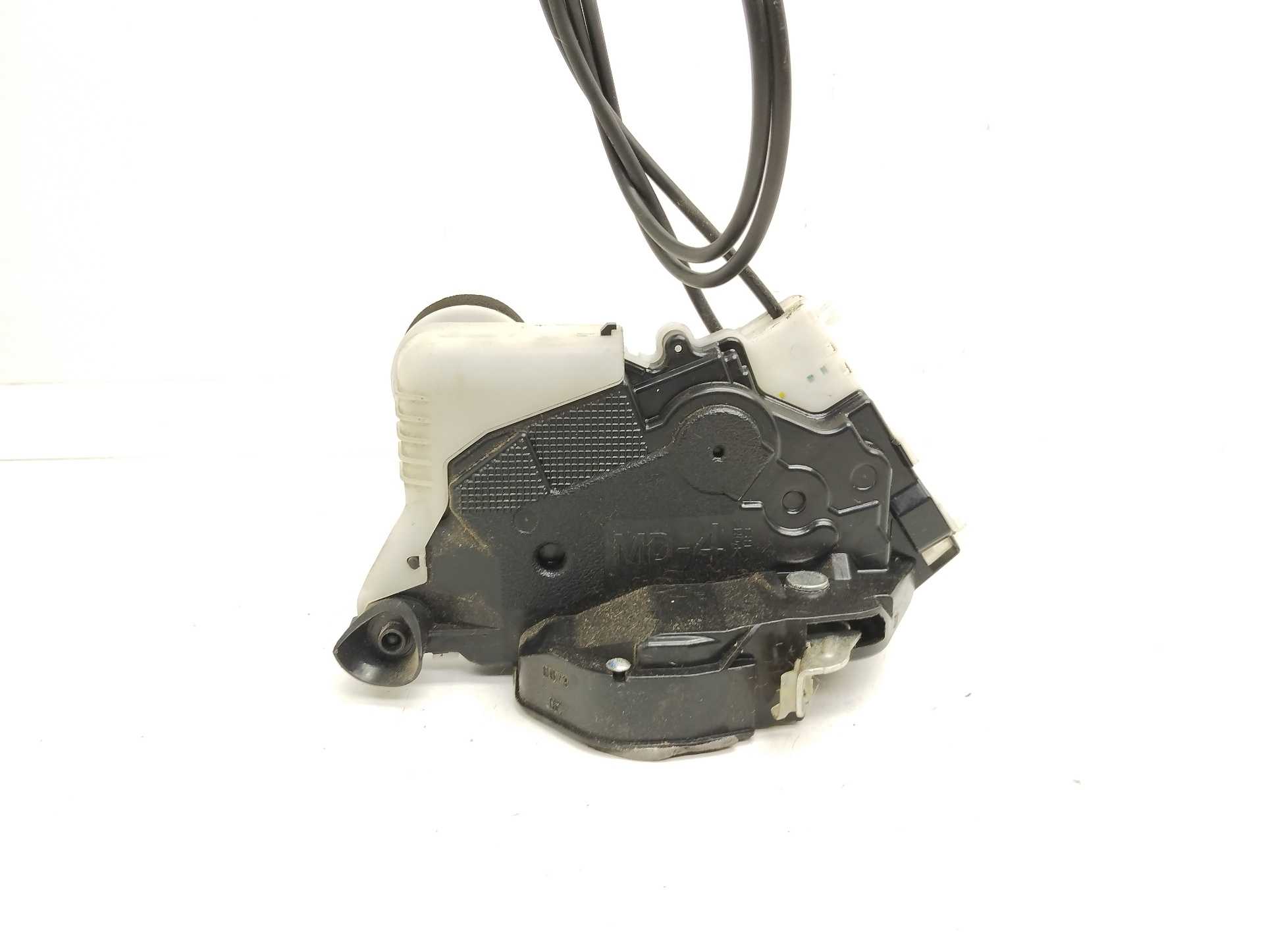 Recambio de cerradura puerta delantera derecha para toyota yaris active hybrid referencia OEM IAM 690300D540  