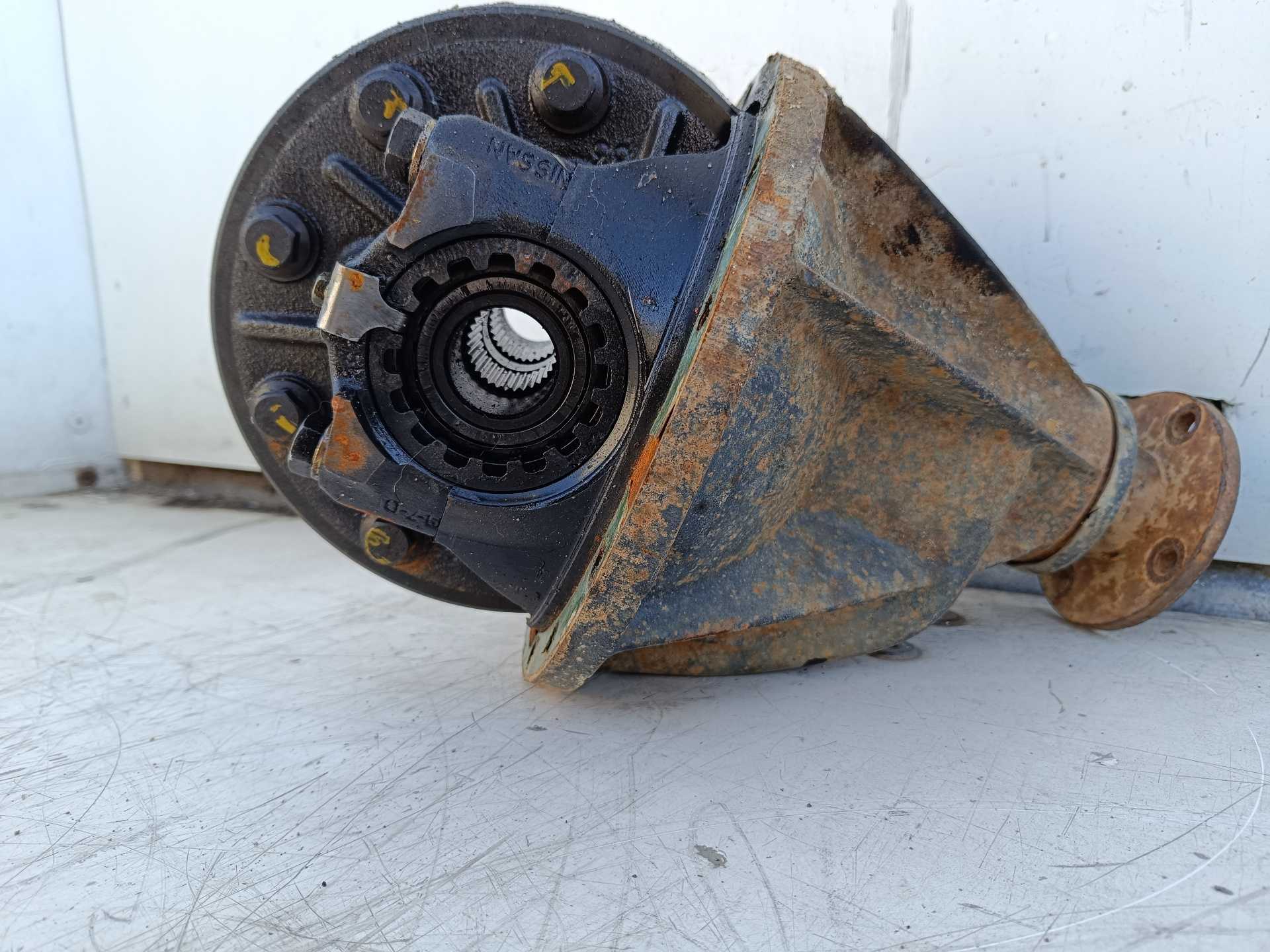 Recambio de diferencial trasero para nissan terrano/terrano.ii (r20) comfort referencia OEM IAM   