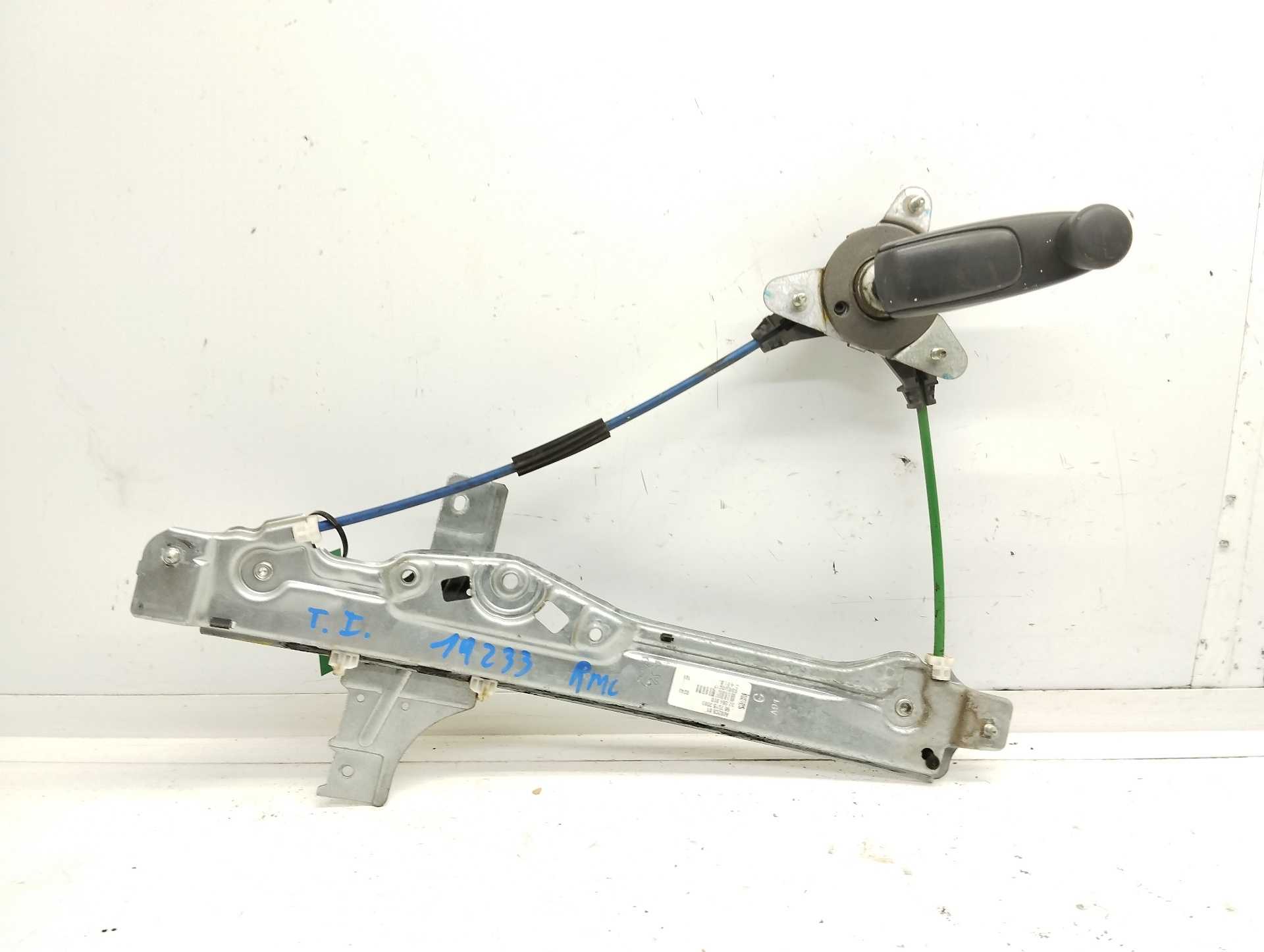 Recambio de elevalunas trasero izquierdo para peugeot 208 style referencia OEM IAM 9673153980 32560000 