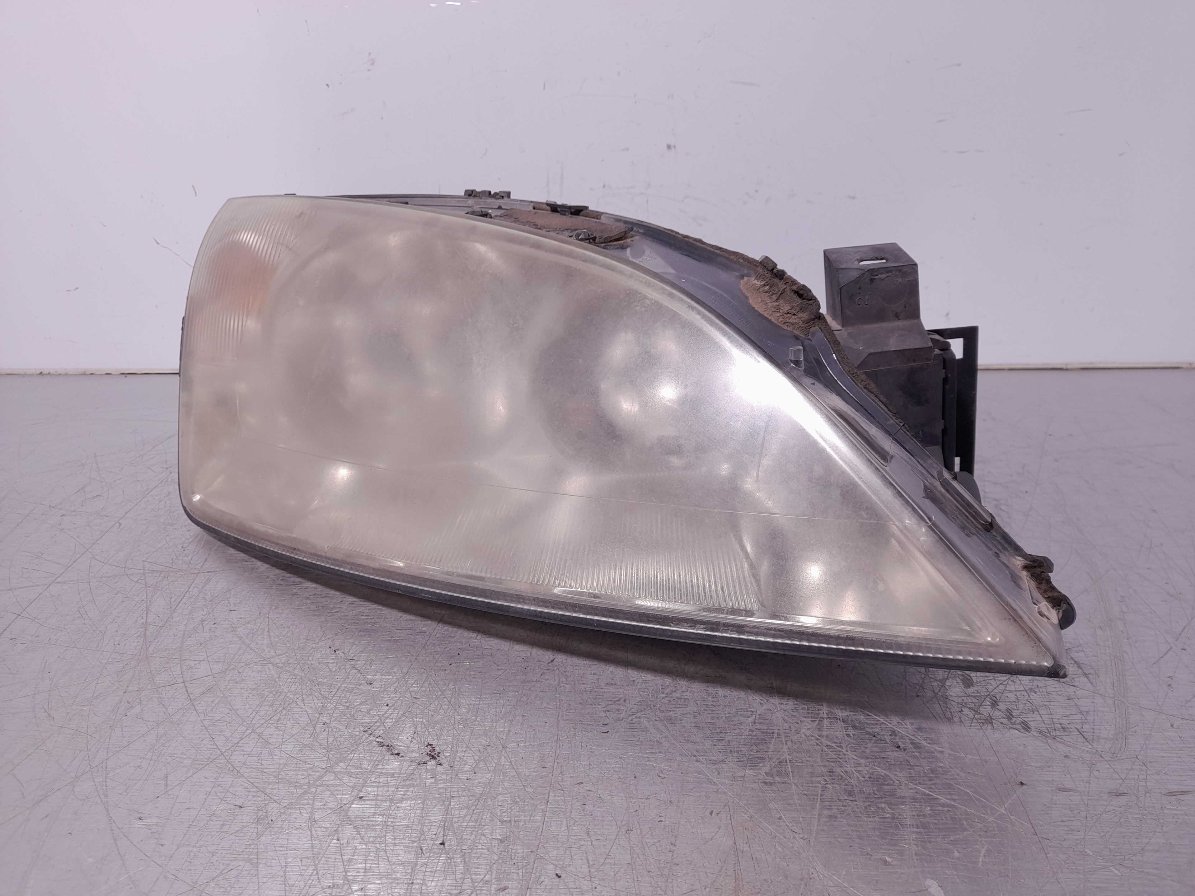 Recambio de faro derecho para ford mondeo berlina (ge) 2.0 tdci cat referencia OEM IAM 1S7113005AM  