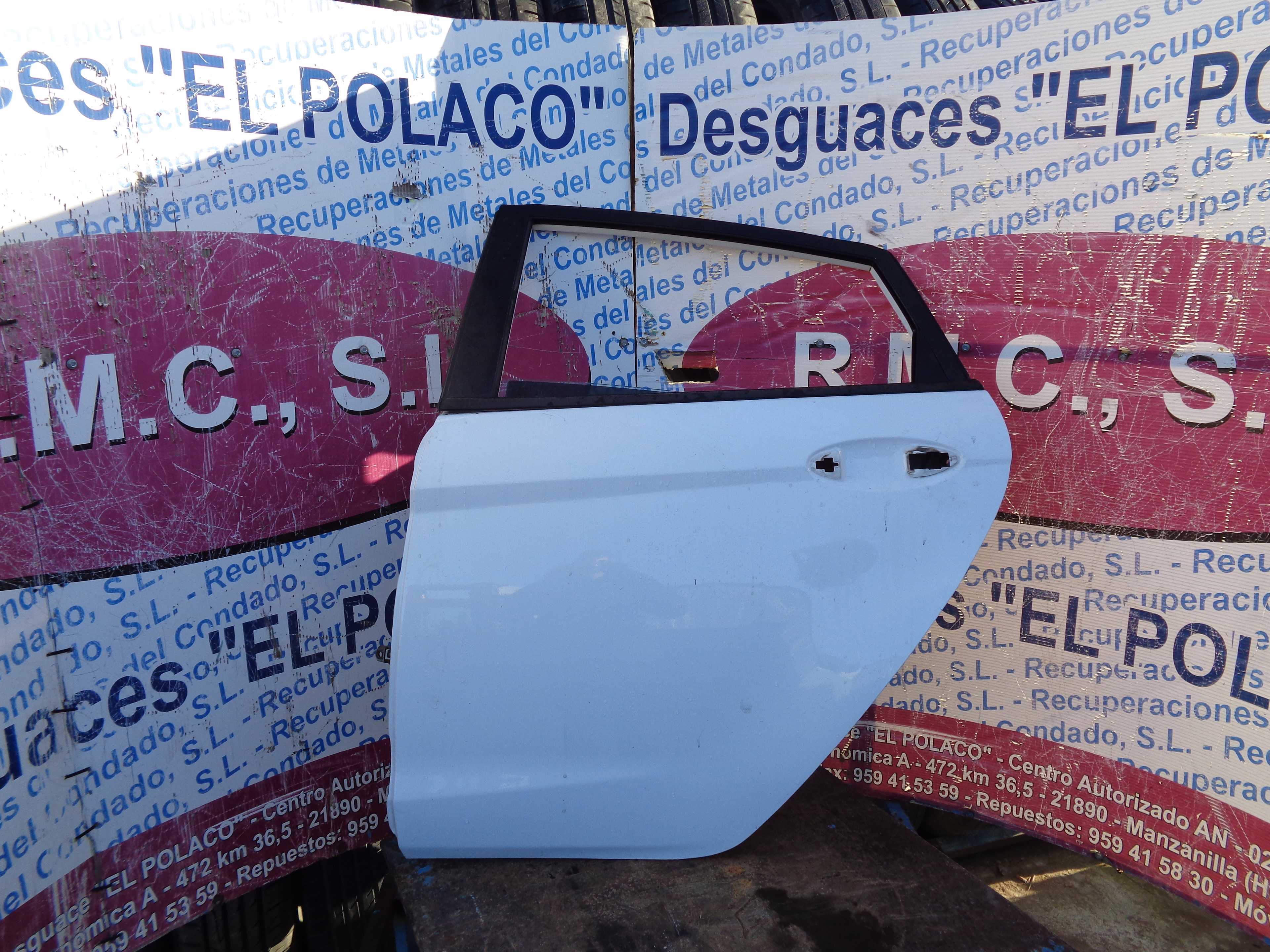 Recambio de puerta trasera izquierda para ford fiesta (cb1) ambiente referencia OEM IAM   