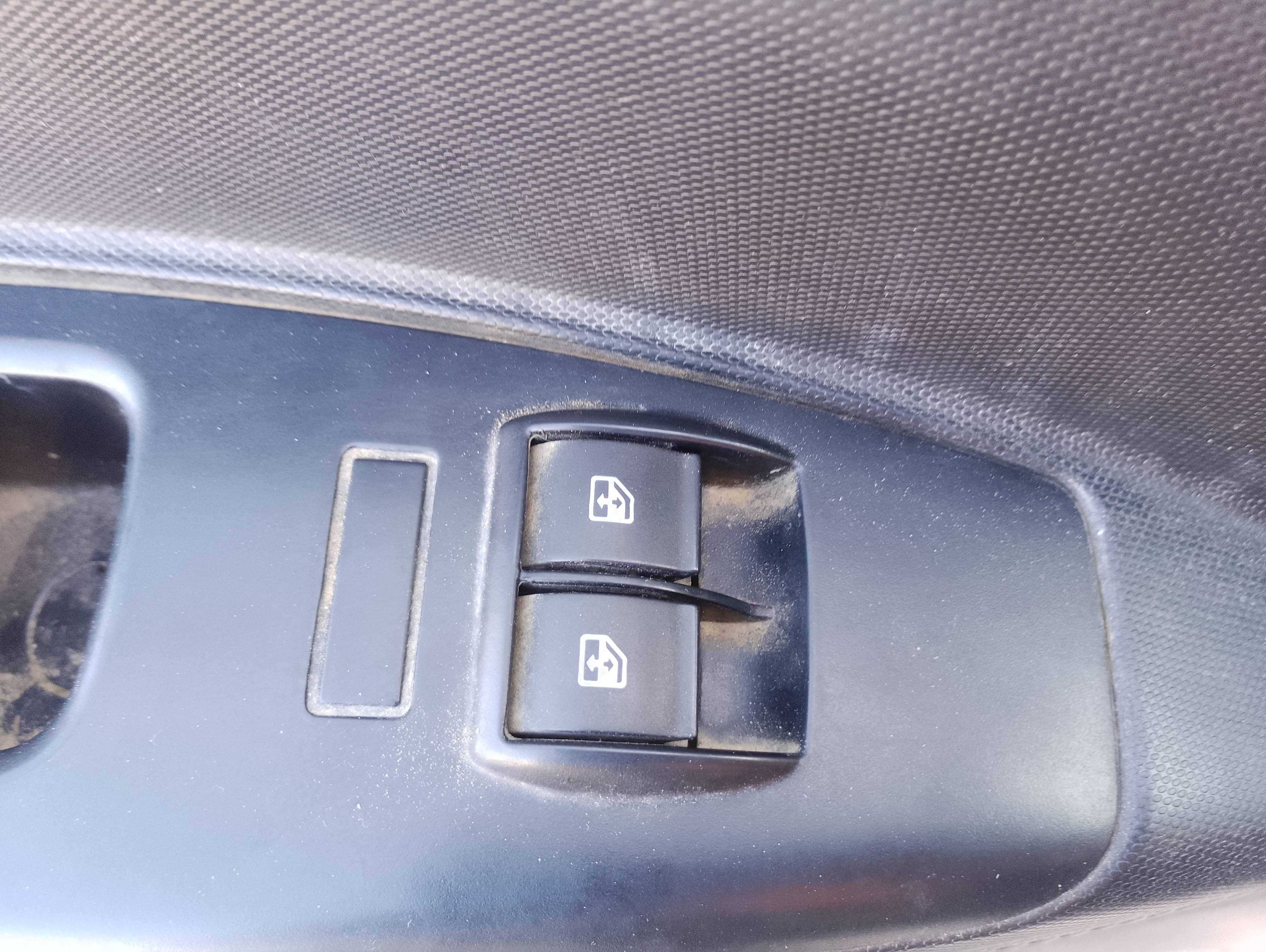 Recambio de mando elevalunas delantero izquierdo para opel combo d expression l1h1 referencia OEM IAM   
