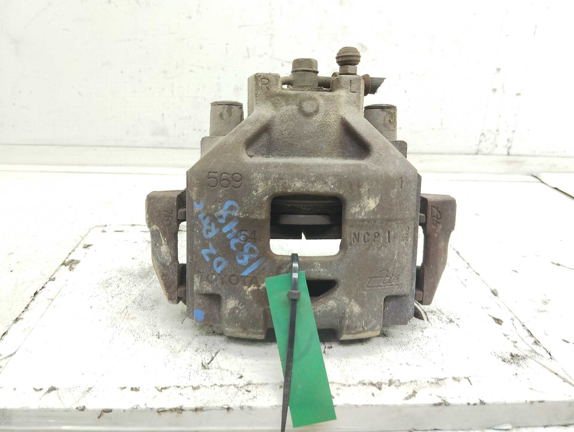 Recambio de pinza de freno delantera izquierda para toyota yaris (ksp9/scp9/nlp9) básico referencia OEM IAM   