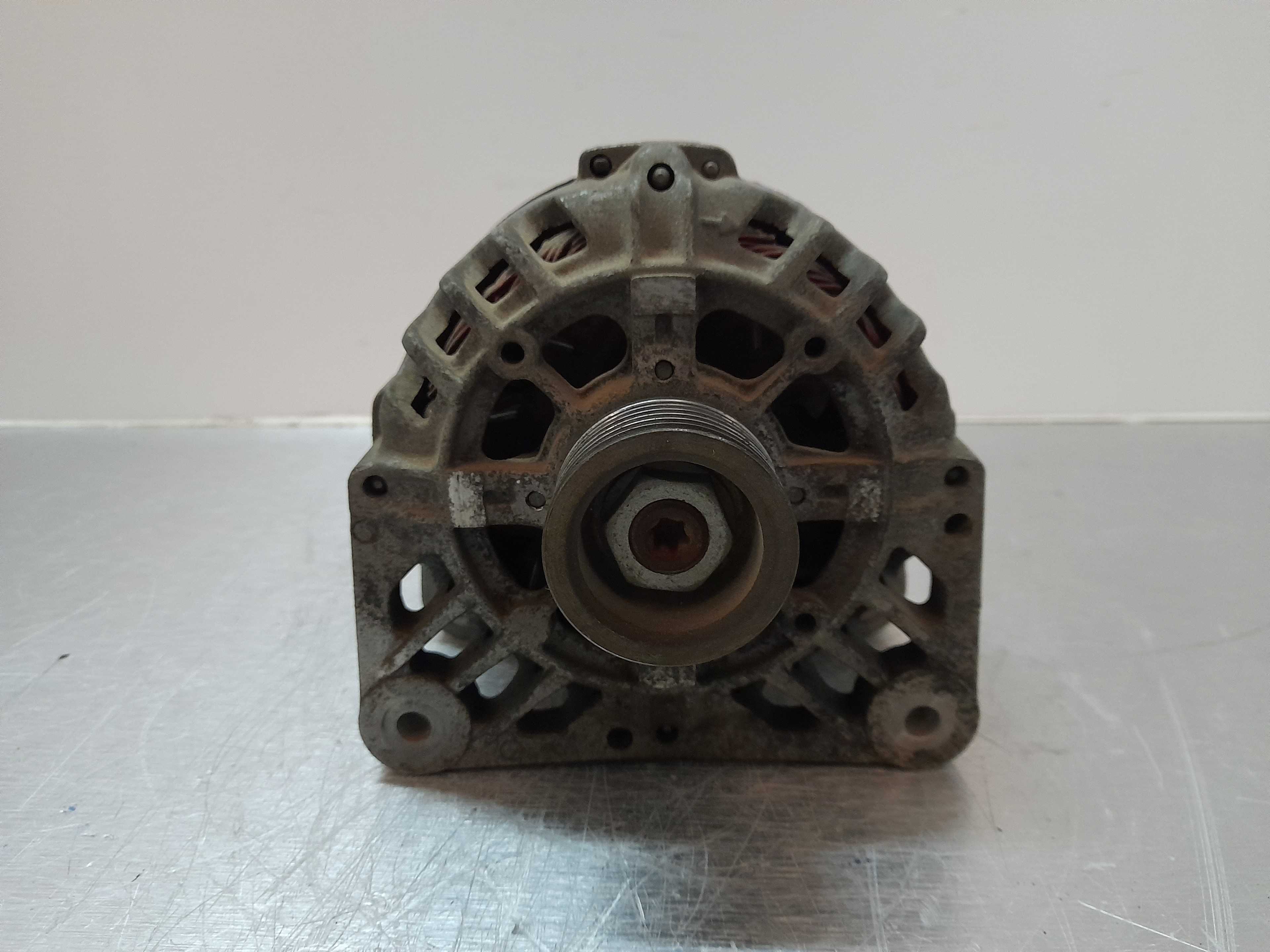 Recambio de alternador para renault laguna ii (bg0) 2.0 referencia OEM IAM 7711135072  