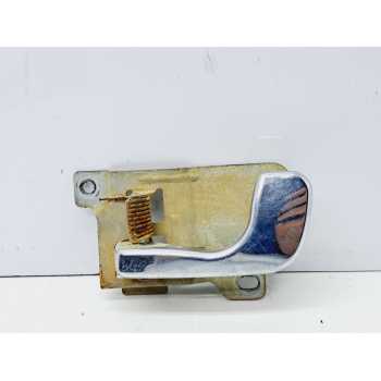 Recambio de maneta interior delantera izquierda para mitsubishi galloper (hyundai) 2.5 td (5-ptas.) referencia OEM IAM   