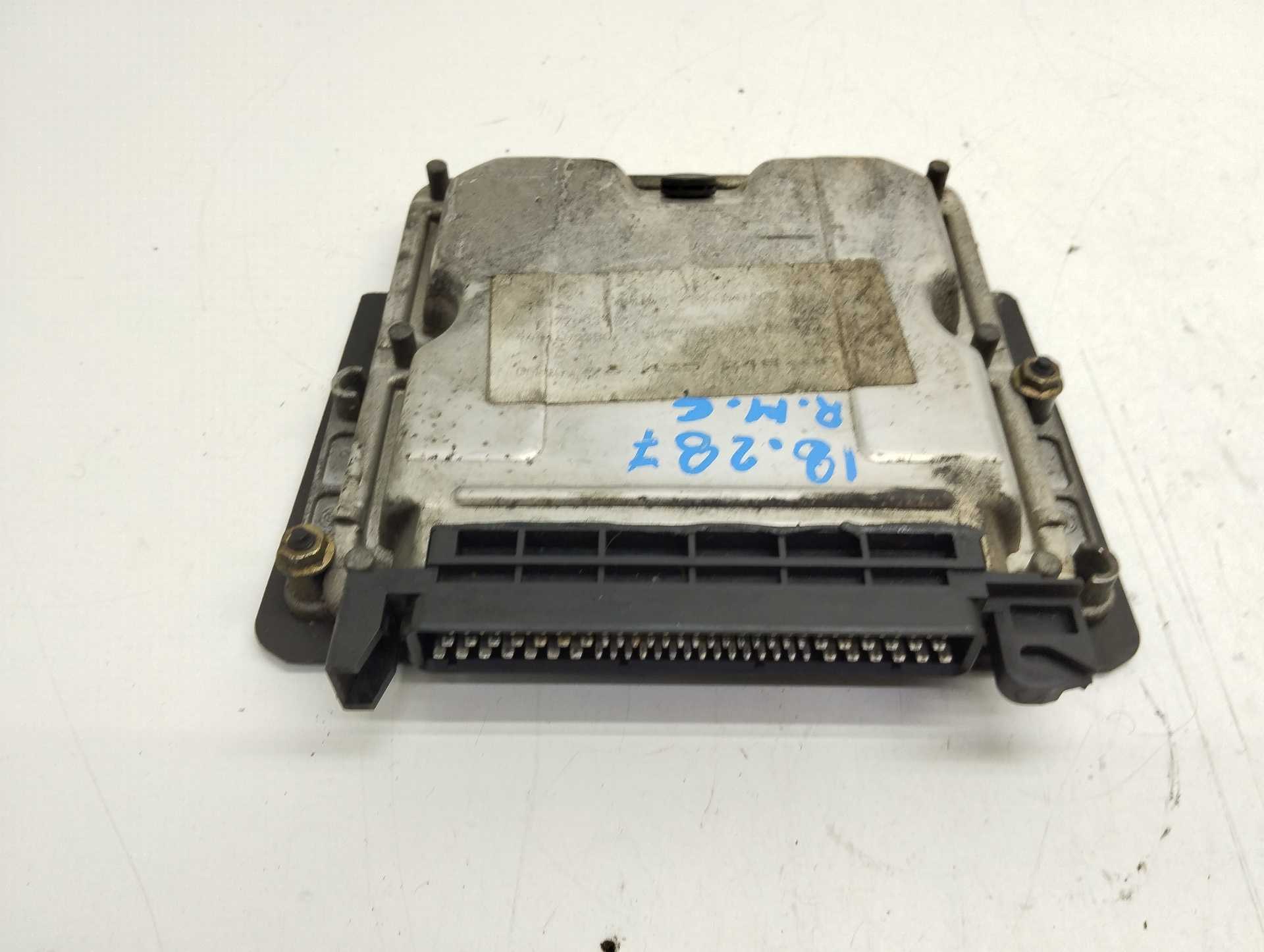 Recambio de centralita motor uce para peugeot 307 (s1) xs referencia OEM IAM 9643524880 0281010747 BOSCH