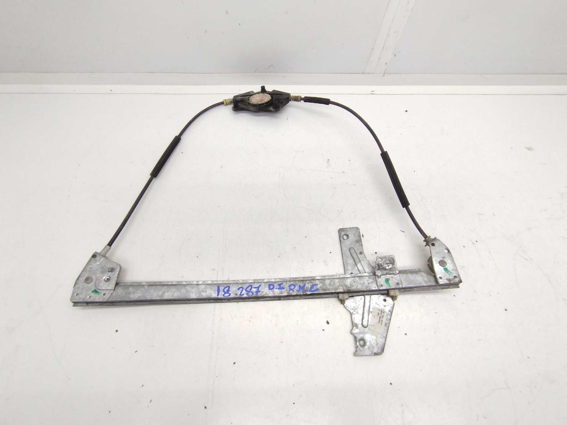 Recambio de elevalunas delantero izquierdo para peugeot 307 (s1) xs referencia OEM IAM 9637139480  