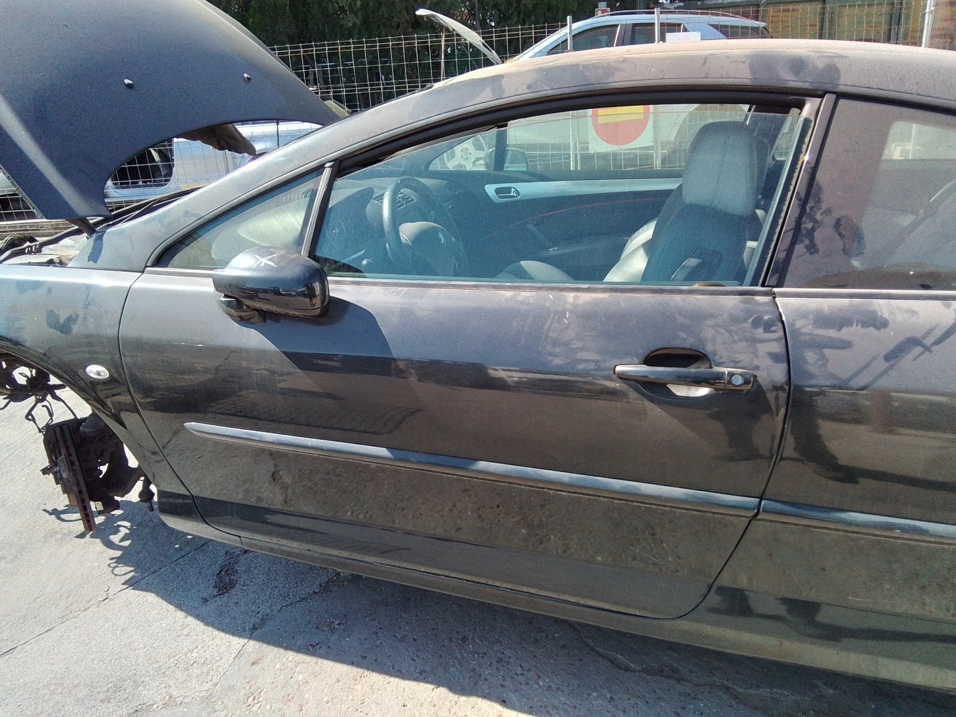 Recambio de puerta delantera izquierda para peugeot 407 coupe básico referencia OEM IAM   