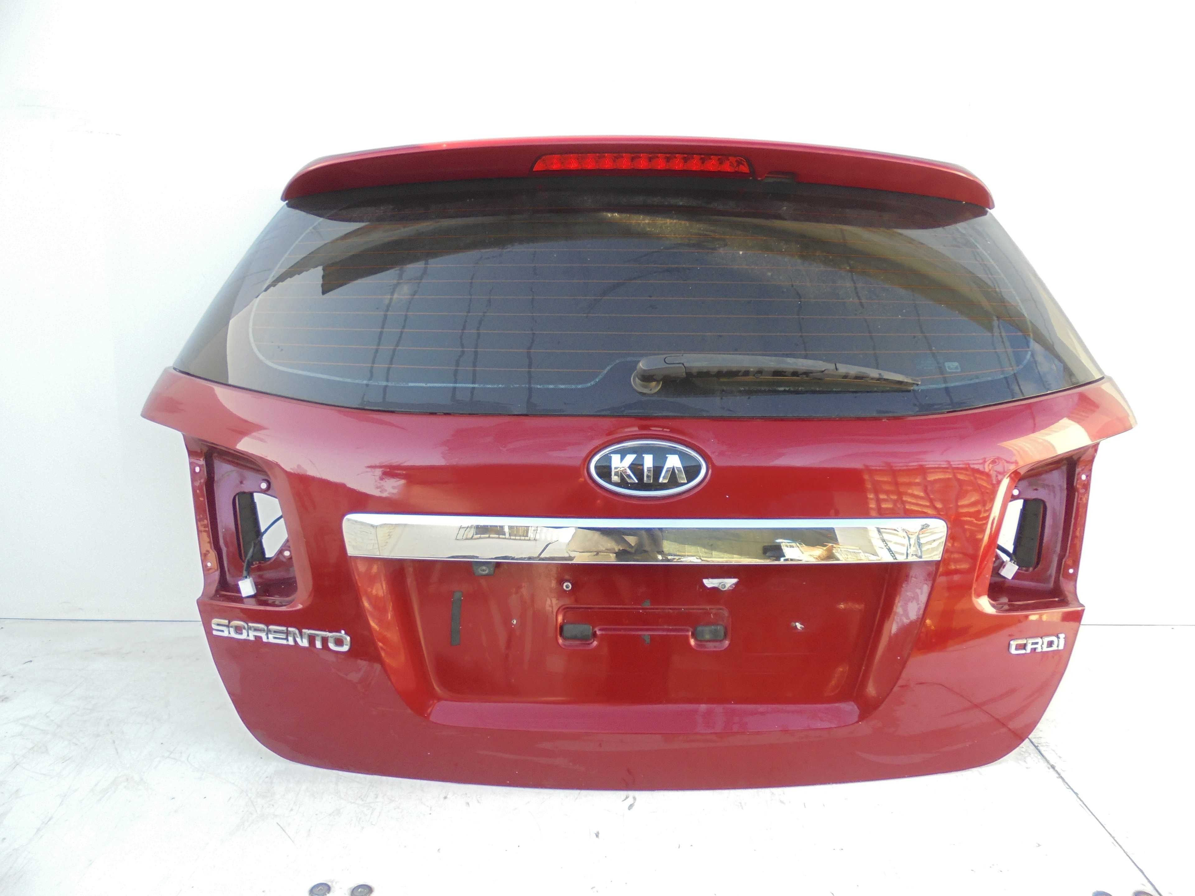 Recambio de porton trasero para kia sorento active 4wd referencia OEM IAM   