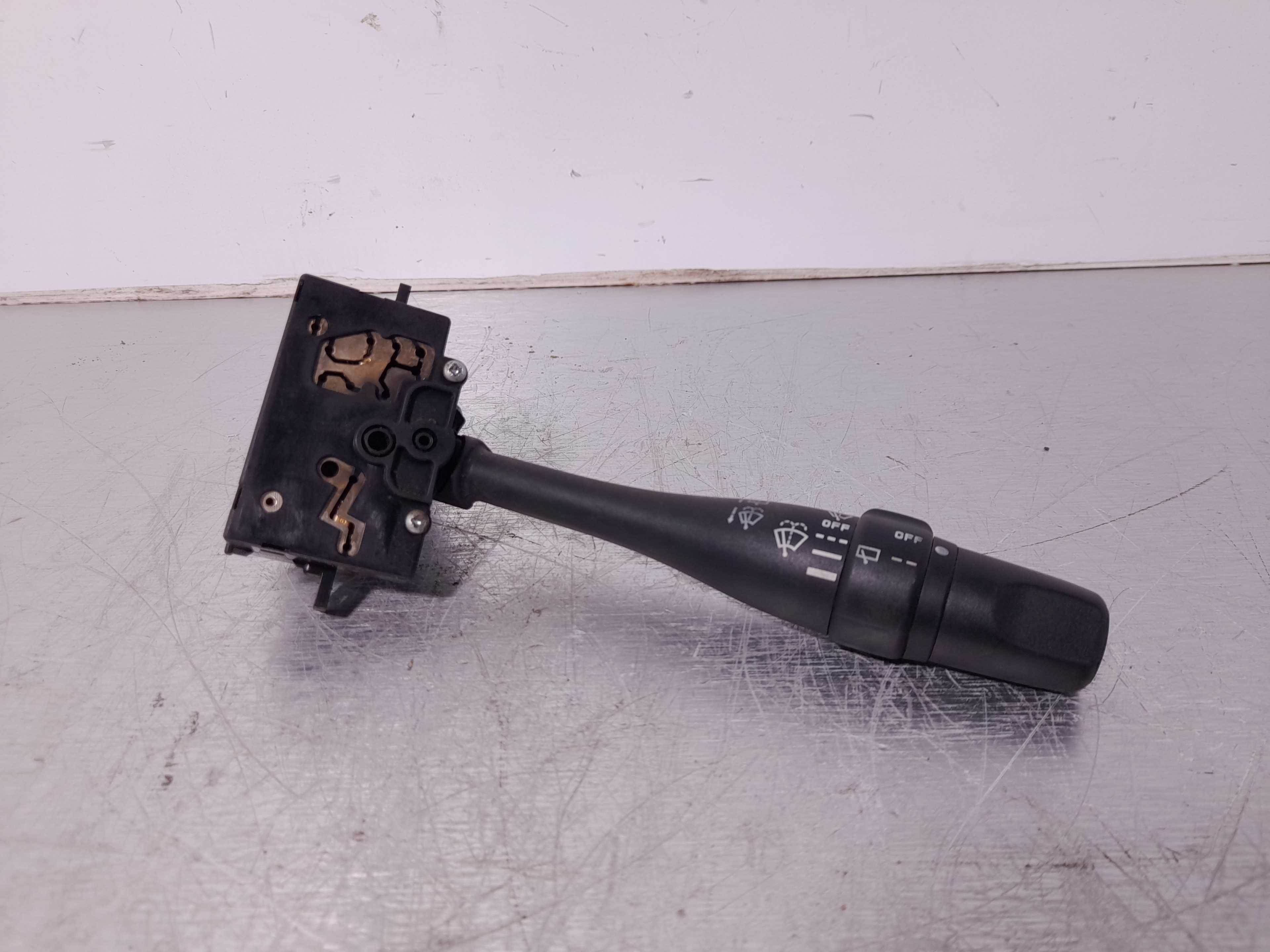 Recambio de mando limpia para nissan primera berlina (p11) 1.6 16v cat referencia OEM IAM 36931B17C8  