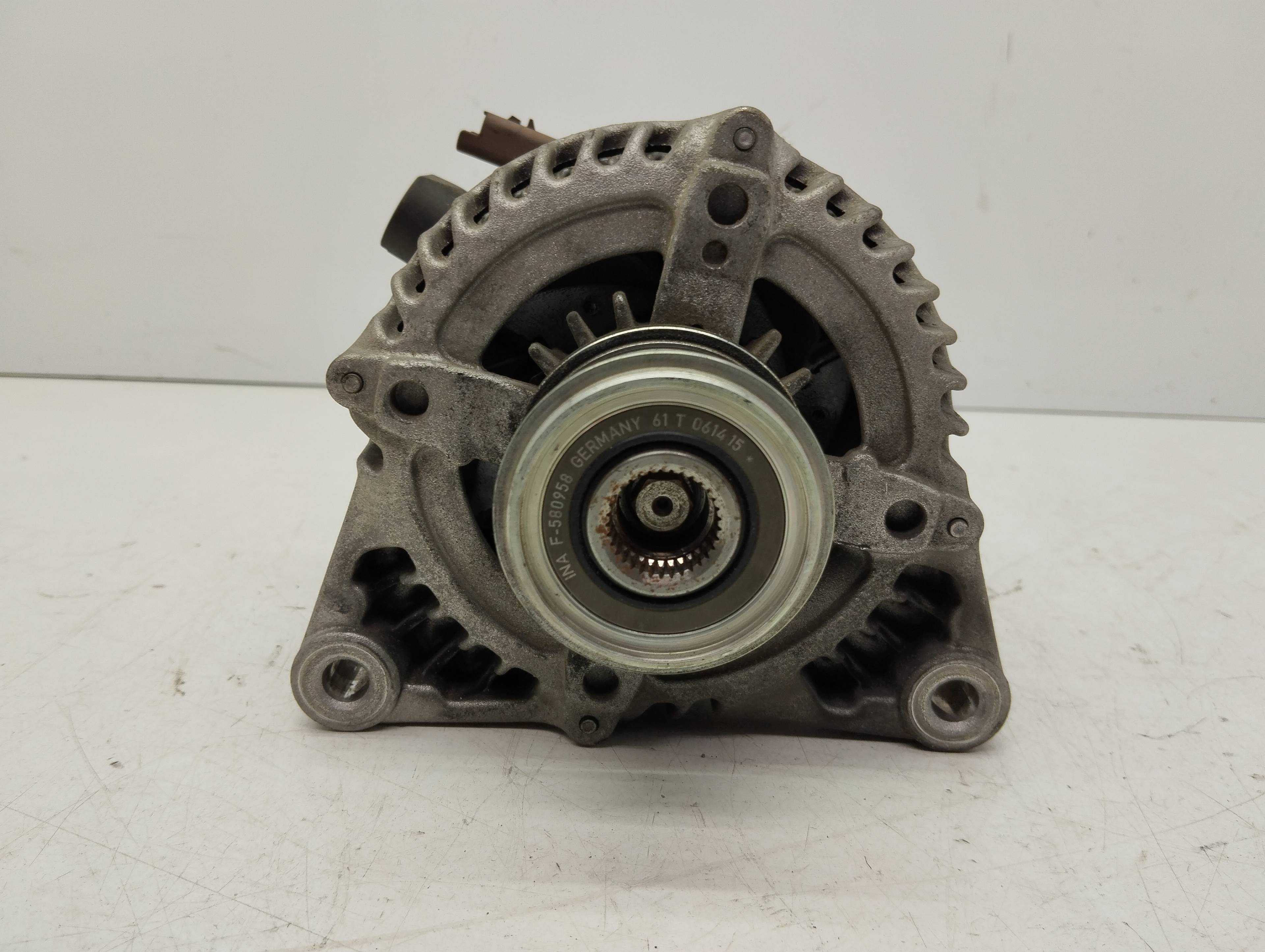 Recambio de alternador para peugeot 2008 (--.2013) allure referencia OEM IAM 9820893880  