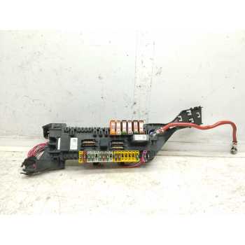 CAJA RELES / FUSIBLES A1665402350 1393542603 