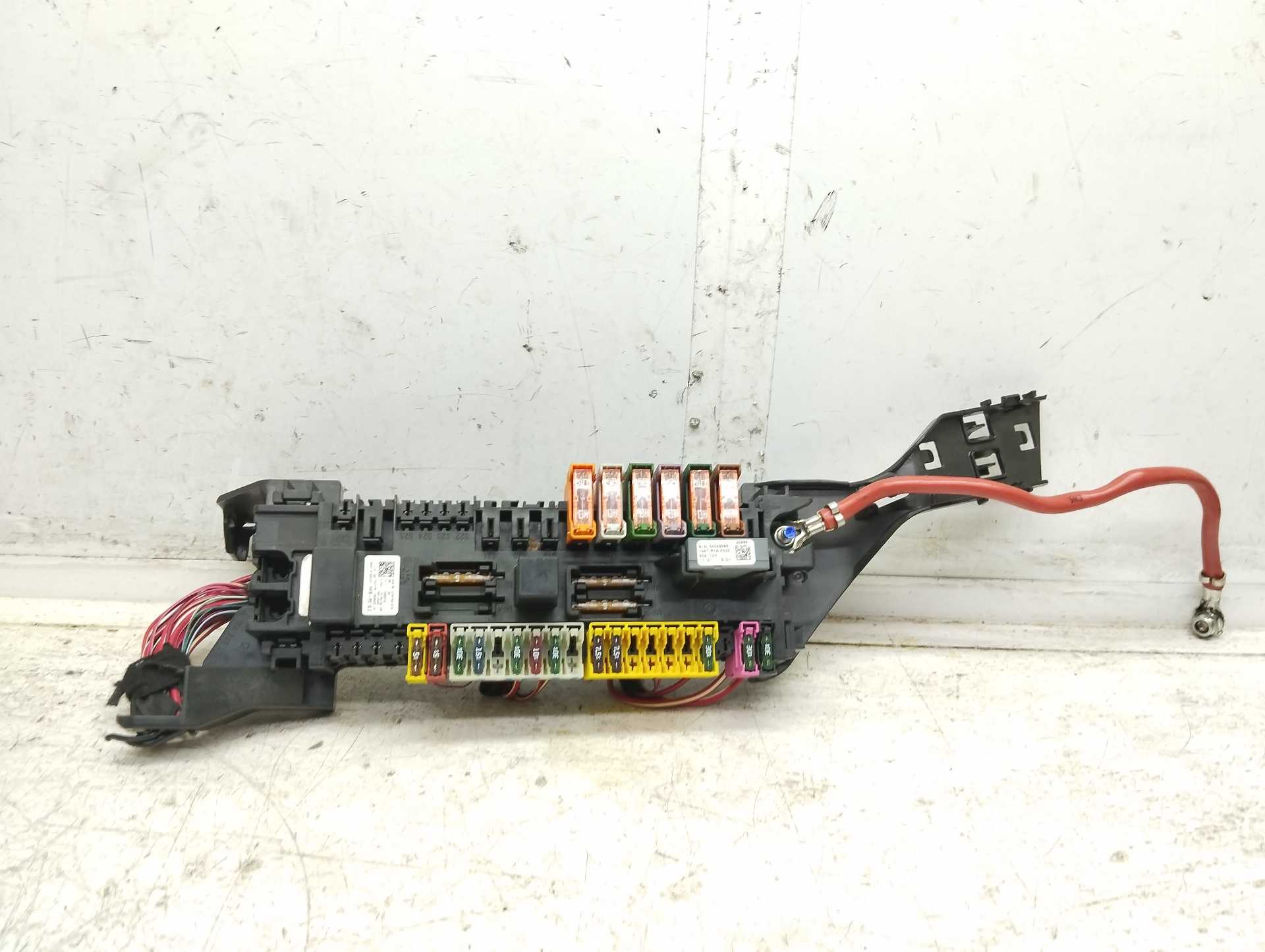 Recambio de caja reles / fusibles para mercedes-benz clase gle (w166) gle 350 d 4matic referencia OEM IAM A1665402350 1393542603