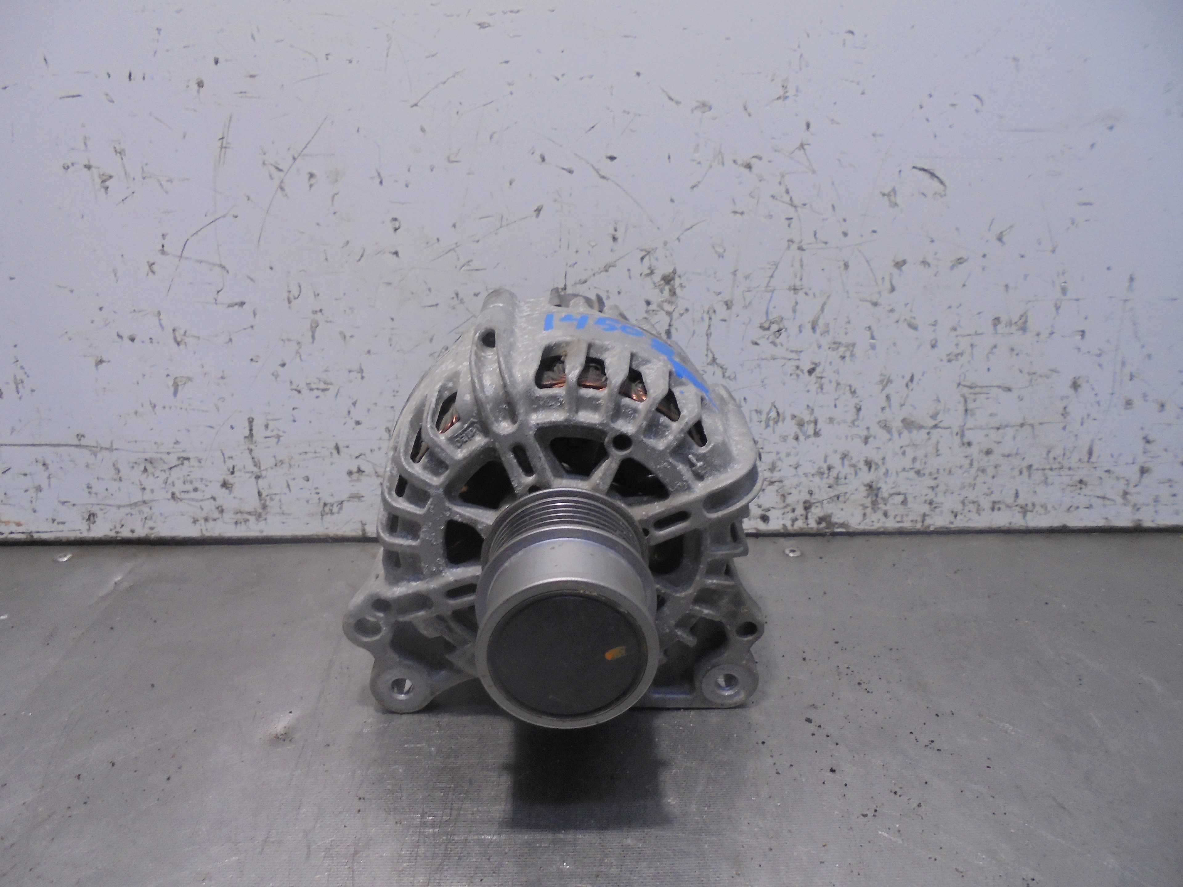 Recambio de alternador para seat leon (5f1) reference referencia OEM IAM 04E903015 VALEO 