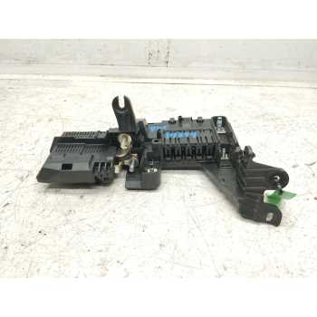 CAJA RELES / FUSIBLES A1665409315 33239124-01 