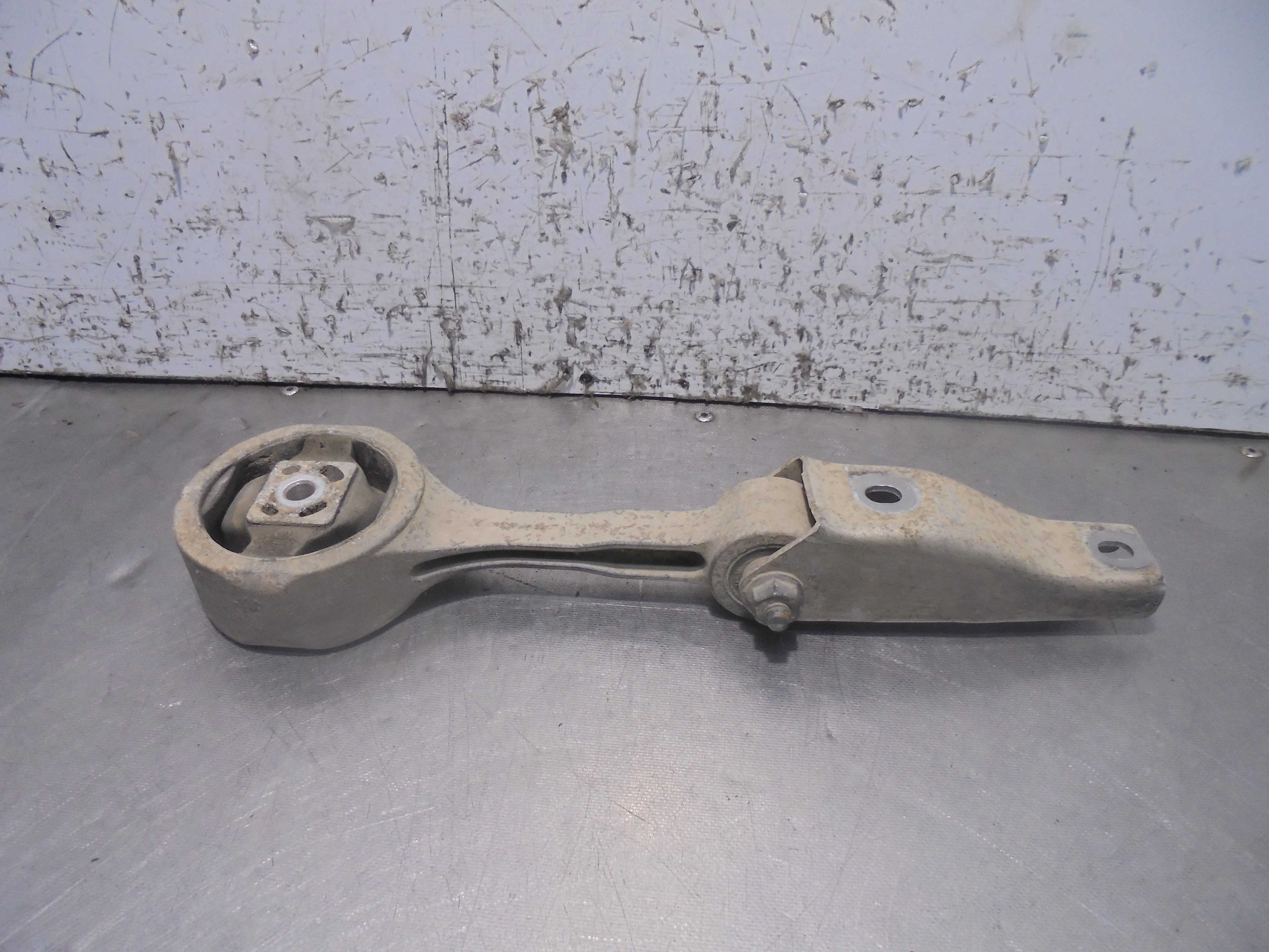 Recambio de soporte motor trasero para skoda fabia (5j2 ) active referencia OEM IAM   