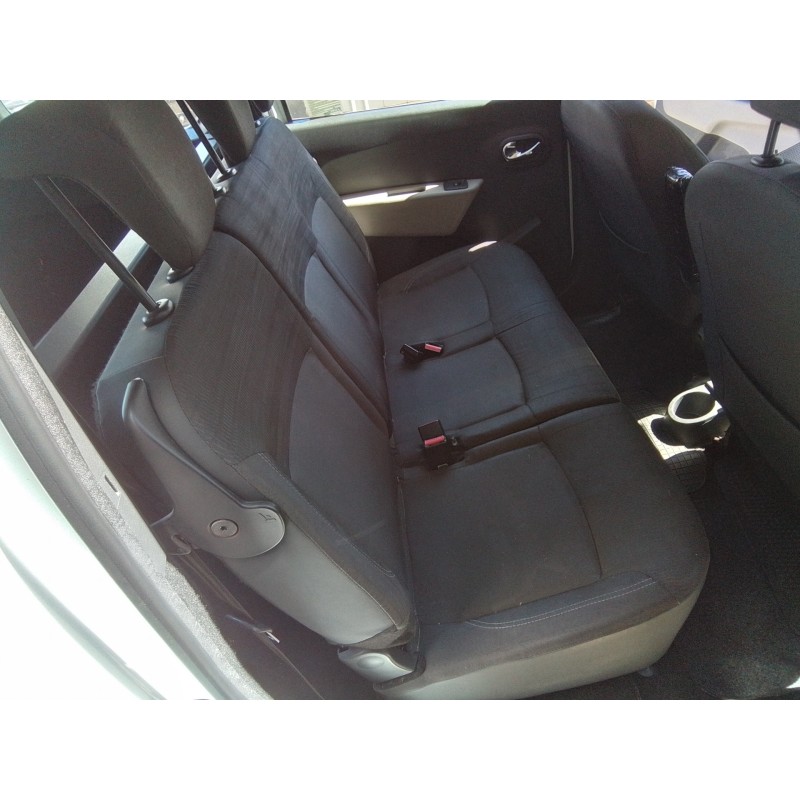 Recambio de asientos traseros para dacia lodgy 1.5 dci diesel fap cat referencia OEM IAM   
