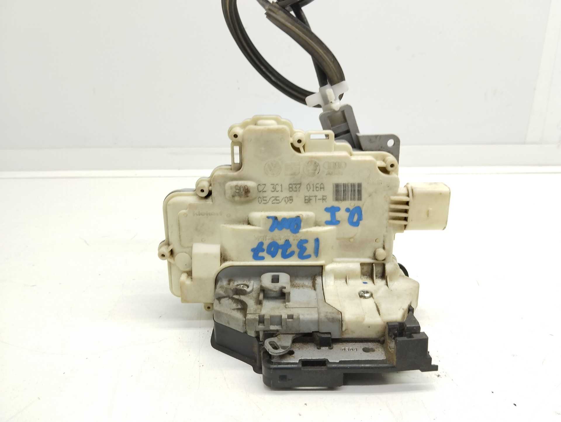 Recambio de cerradura puerta delantera izquierda para volkswagen passat berlina (3c2) 2.0 tdi referencia OEM IAM 3C1837016A  