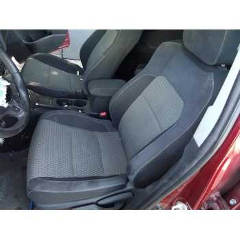 ASIENTO DELANTERO IZQUIERDO 