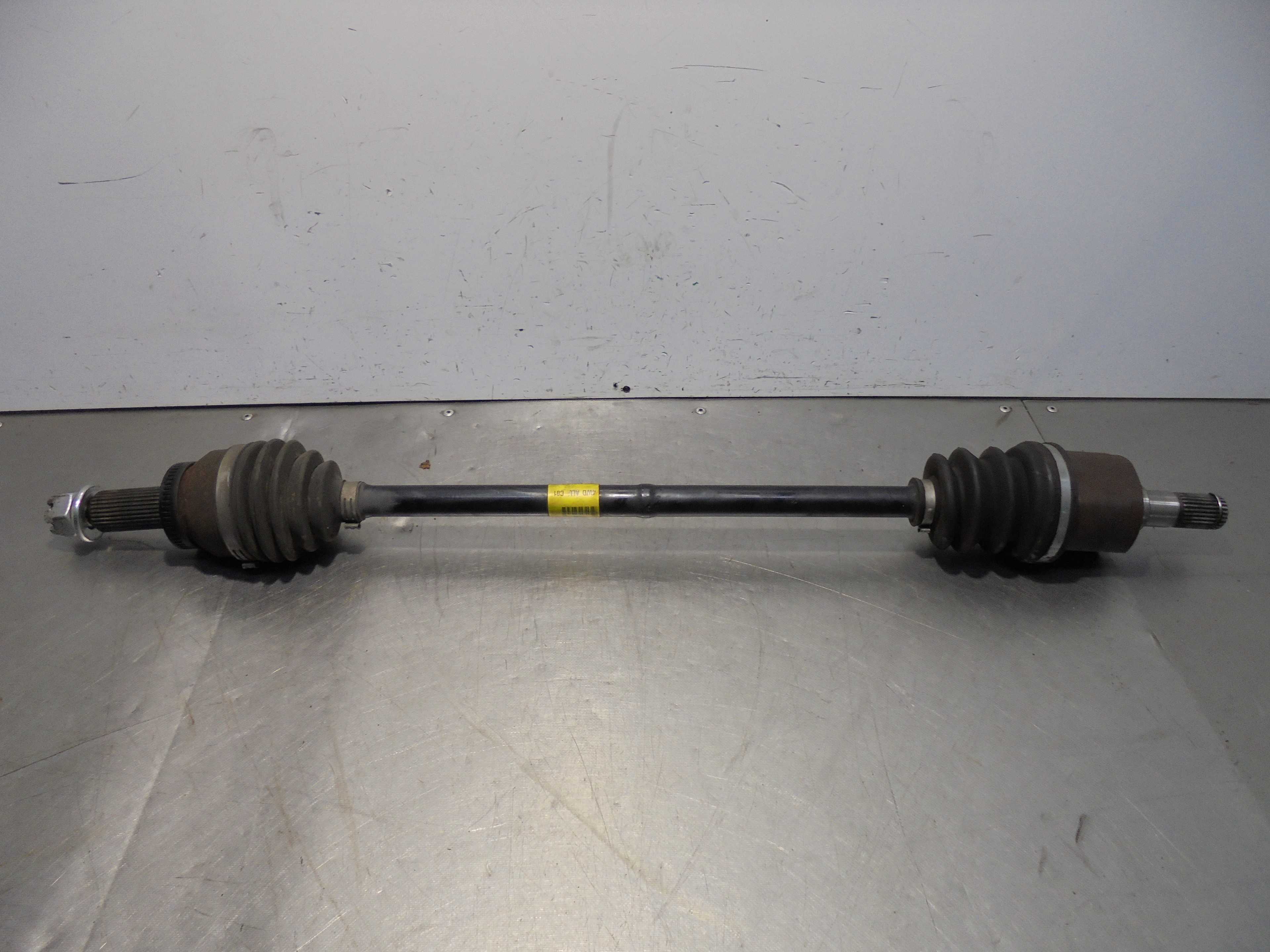 Recambio de transmision trasera derecha para kia sorento active 4wd referencia OEM IAM 496002P000  