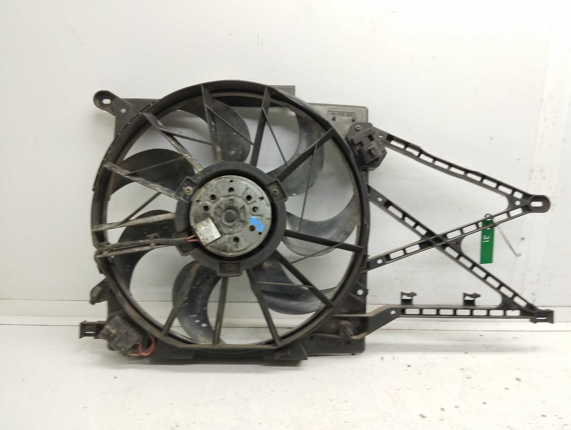 Recambio de electroventilador para opel zafira a blue line referencia OEM IAM 90570740 0130303755 BOSCH