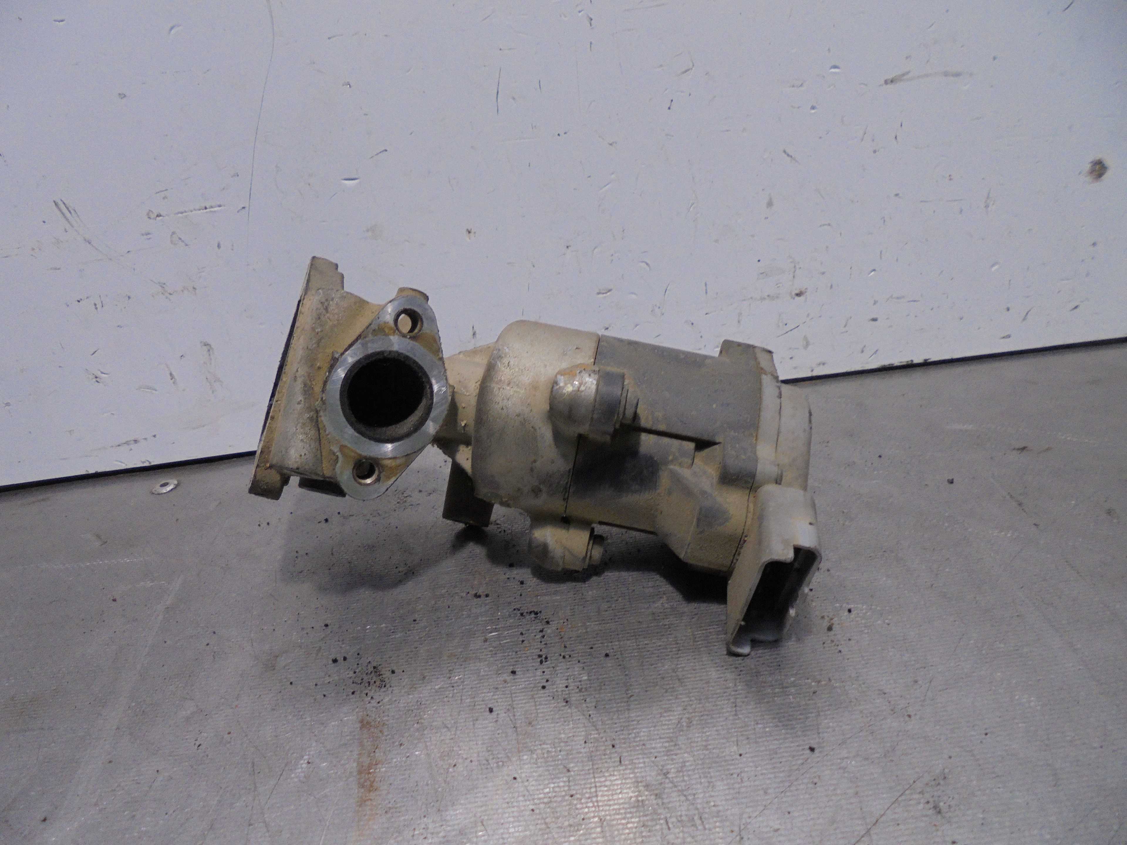 Recambio de valvula egr para land rover range rover sport v6 td hse referencia OEM IAM 4R8090475A SAGEM 