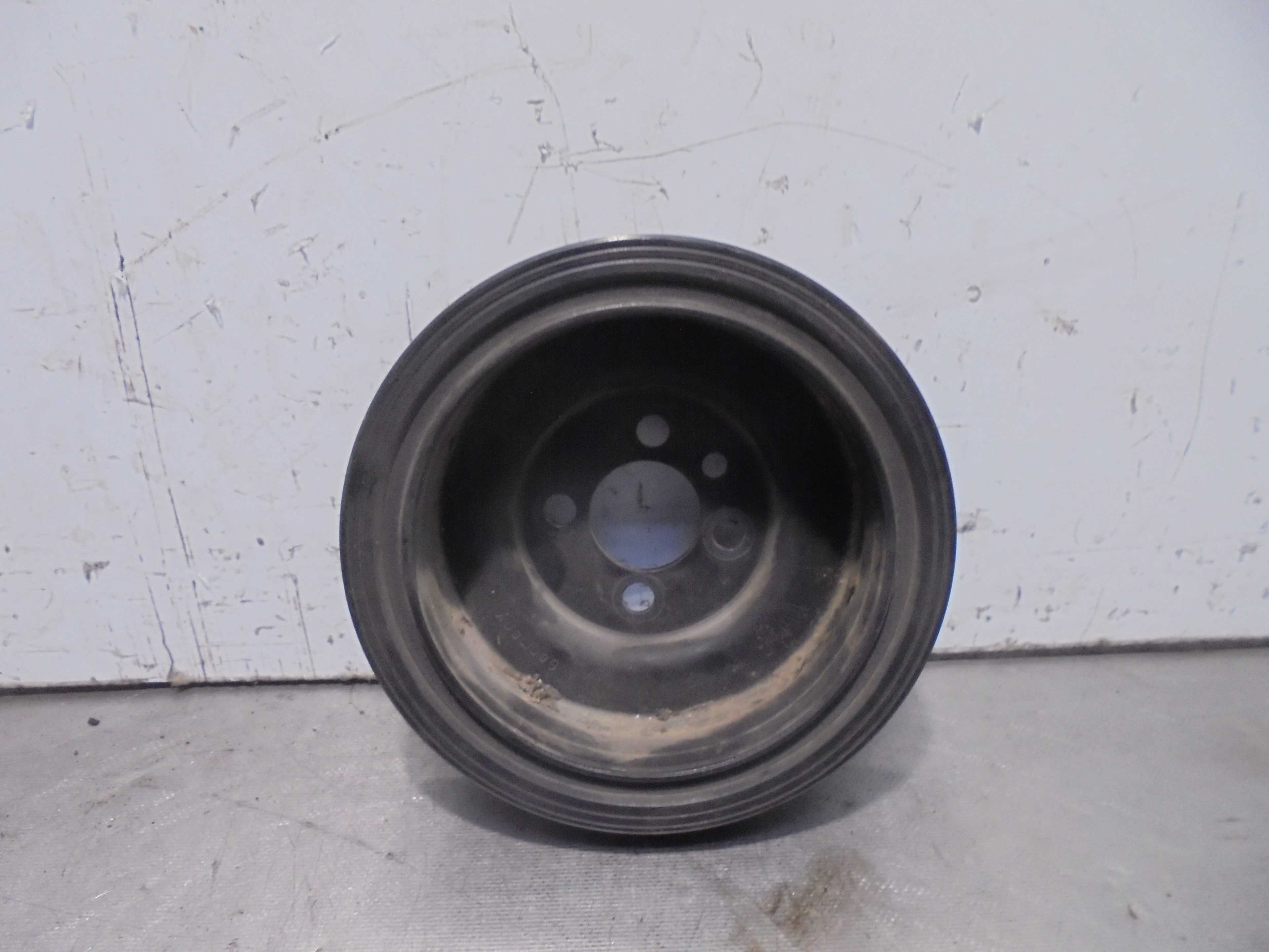 Recambio de polea cigueñal para volkswagen passat berlina (3c2) 2.0 tdi referencia OEM IAM 03G105243  