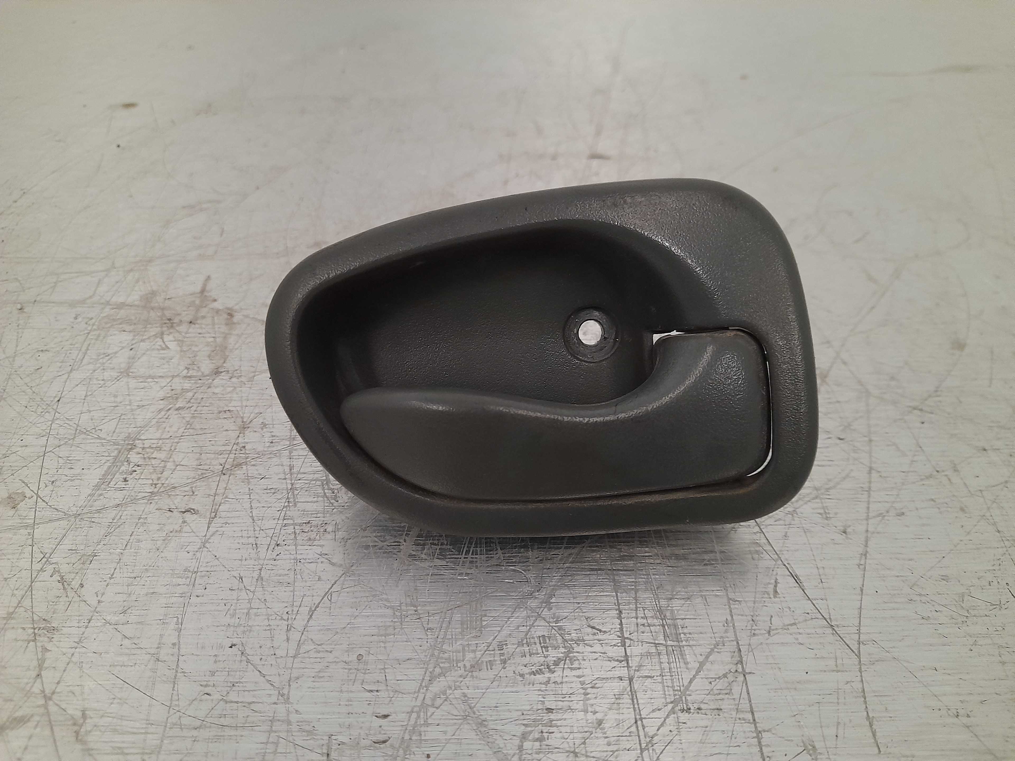 Recambio de maneta interior delantera derecha para hyundai atos prime (mx) 1.0 cat referencia OEM IAM   