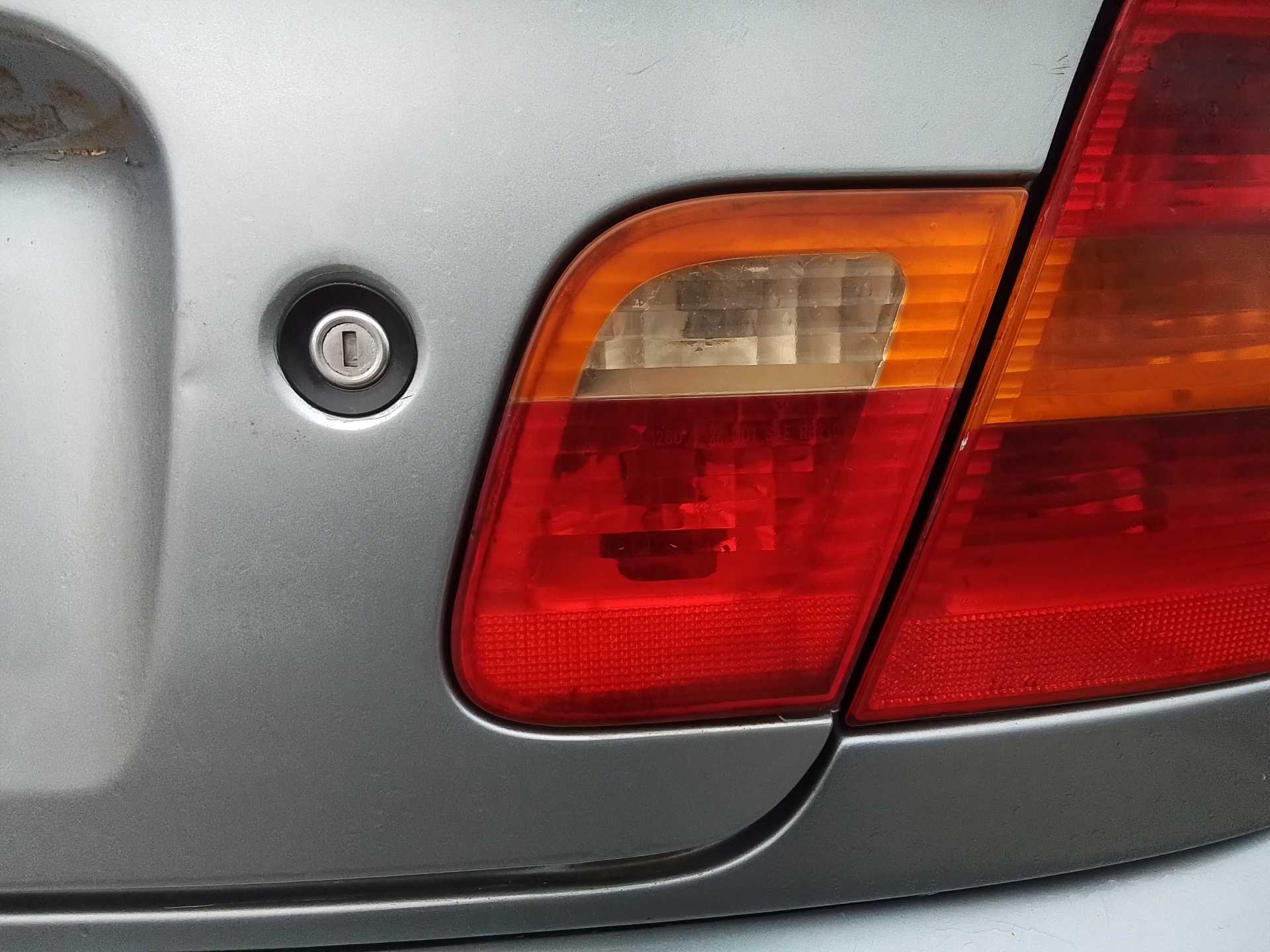 Recambio de piloto porton trasero derecho para bmw serie 3 berlina (e46) 320d referencia OEM IAM   