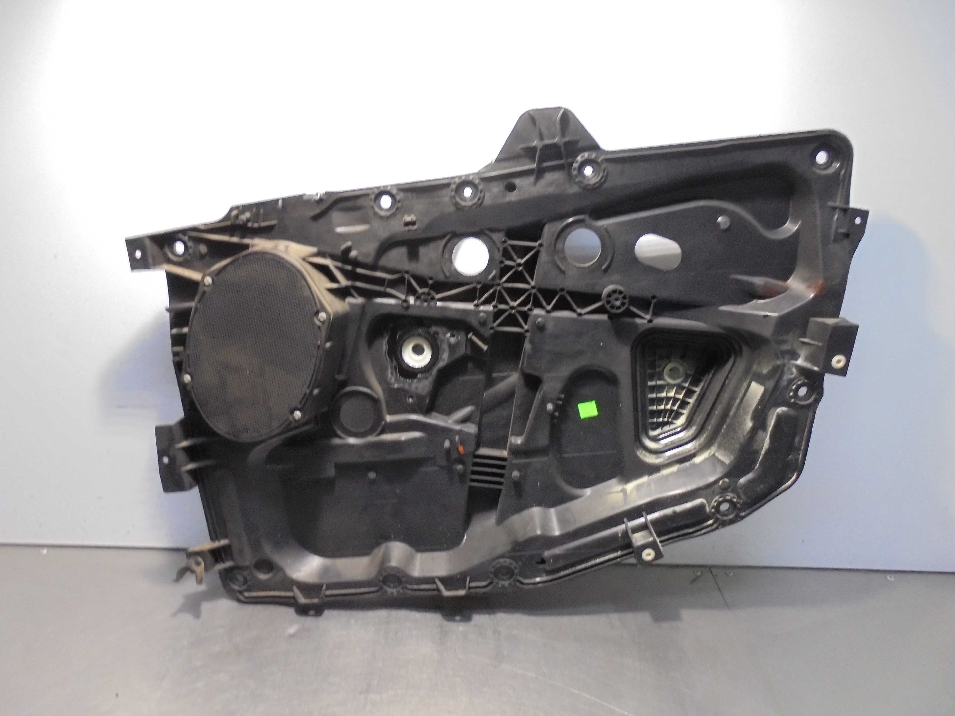 Recambio de elevalunas delantero derecho para ford fiesta (cbk) ambiente referencia OEM IAM 2S61A045H16A  