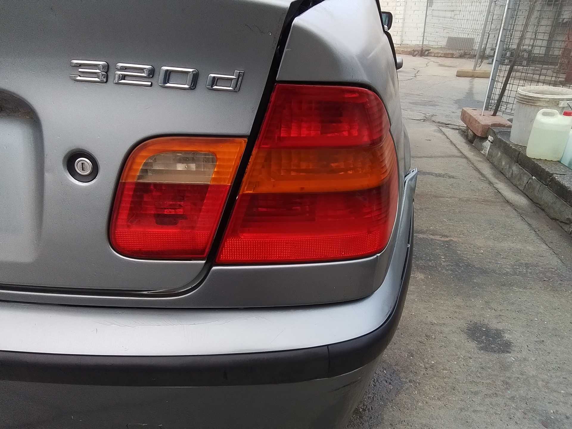 Recambio de piloto trasero derecho para bmw serie 3 berlina (e46) 320d referencia OEM IAM   