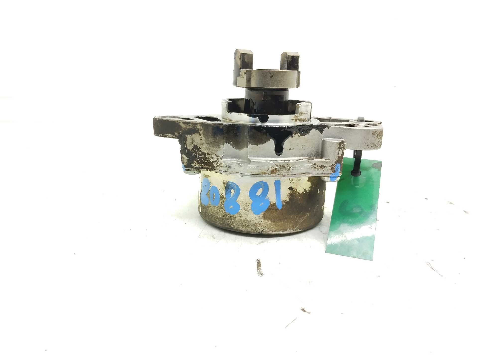 Recambio de depresor freno / bomba vacio para opel corsa c blue line referencia OEM IAM 73501167  