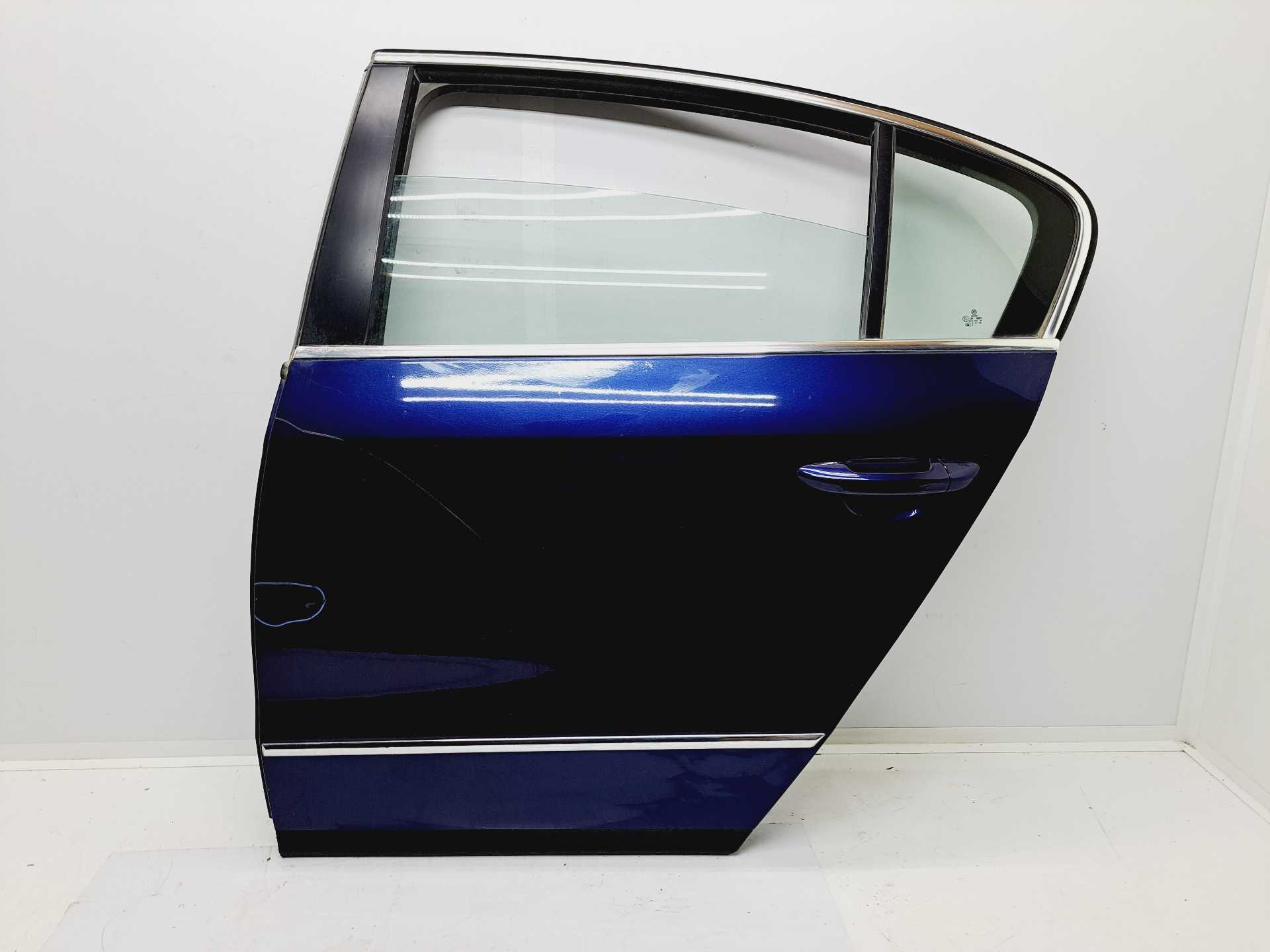 Recambio de puerta trasera izquierda para volkswagen passat berlina (3c2) 2.0 tdi referencia OEM IAM   